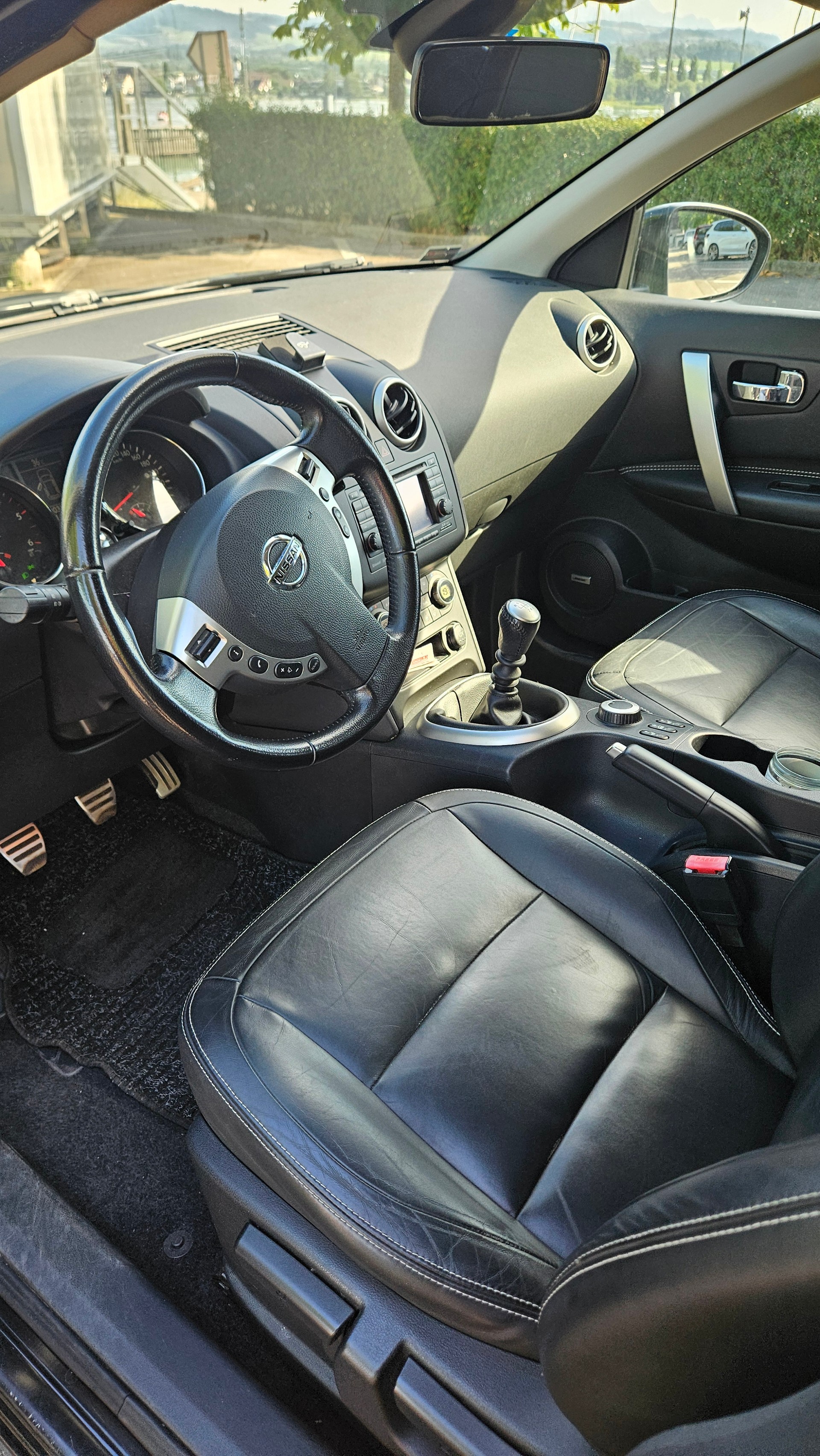 NISSAN 2.0 16V dCi Tekna 4x4-image-2