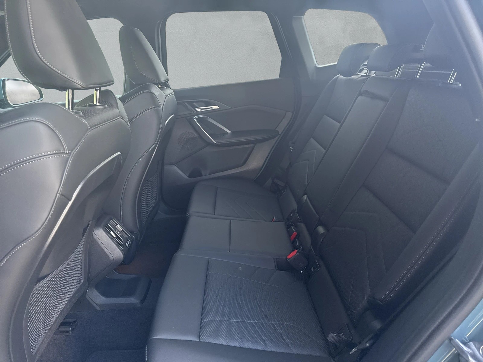 BMW X1 xDrive 20d 48V M Sport 📍-image-10