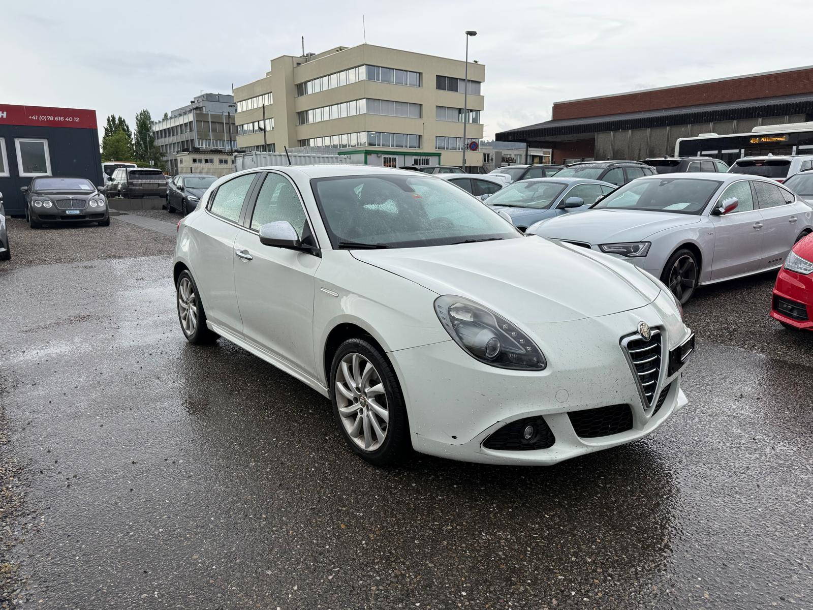 ALFA ROMEO Giulietta 1.4 TB MA 170 Distinctive-image-1