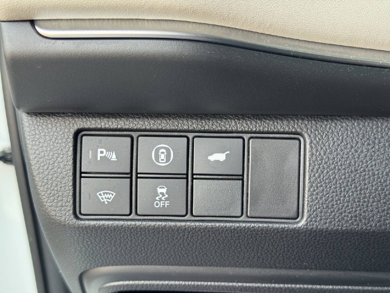 HONDA HR-V 1.5 i-MMD Advance Style-image-12