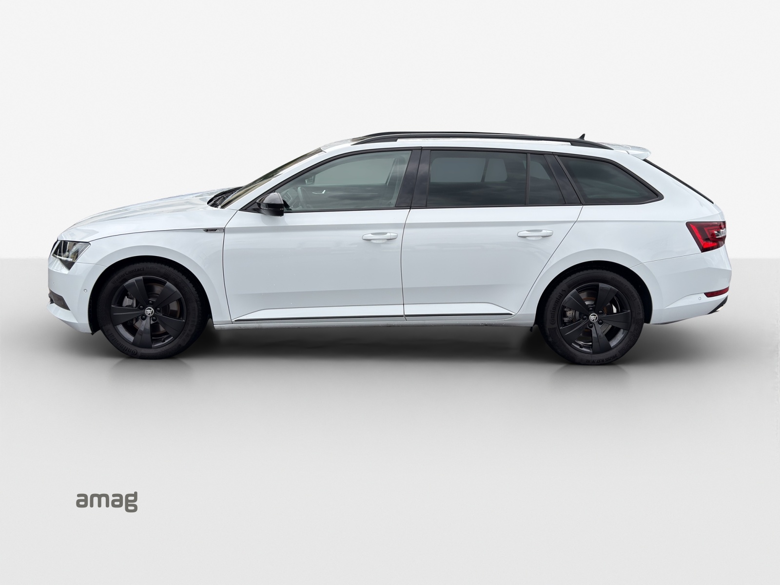 SKODA Superb Combi 2.0 TSI SportLine+ DSG 4x4-showroom-element-1