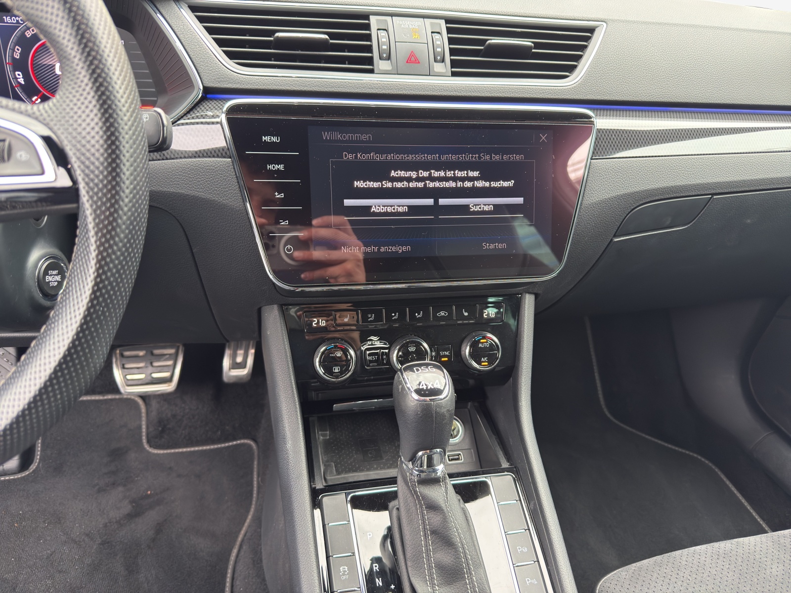 SKODA Superb Combi 2.0 TSI SportLine+ DSG 4x4-image-10