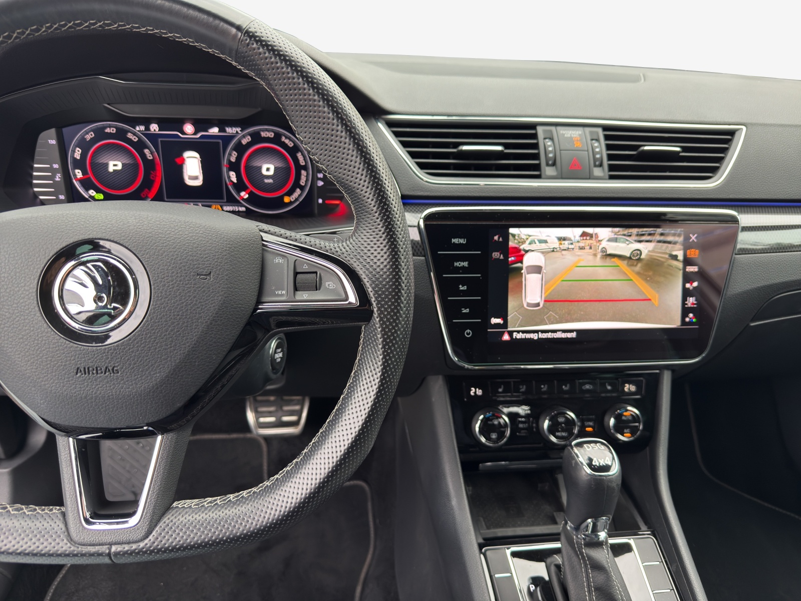 SKODA Superb Combi 2.0 TSI SportLine+ DSG 4x4-image-8