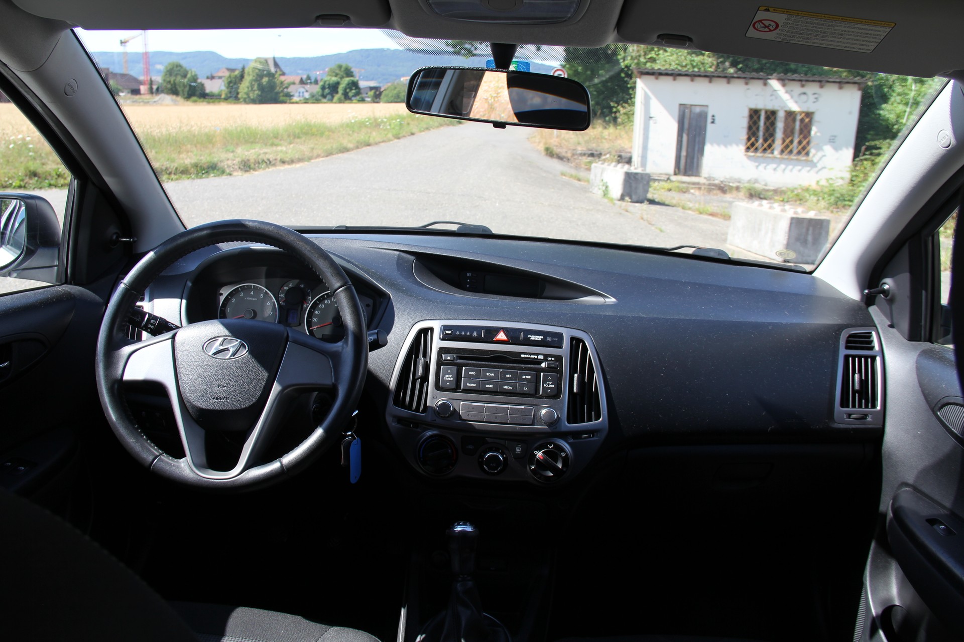 HYUNDAI i20 1.2 Comfort-image-8