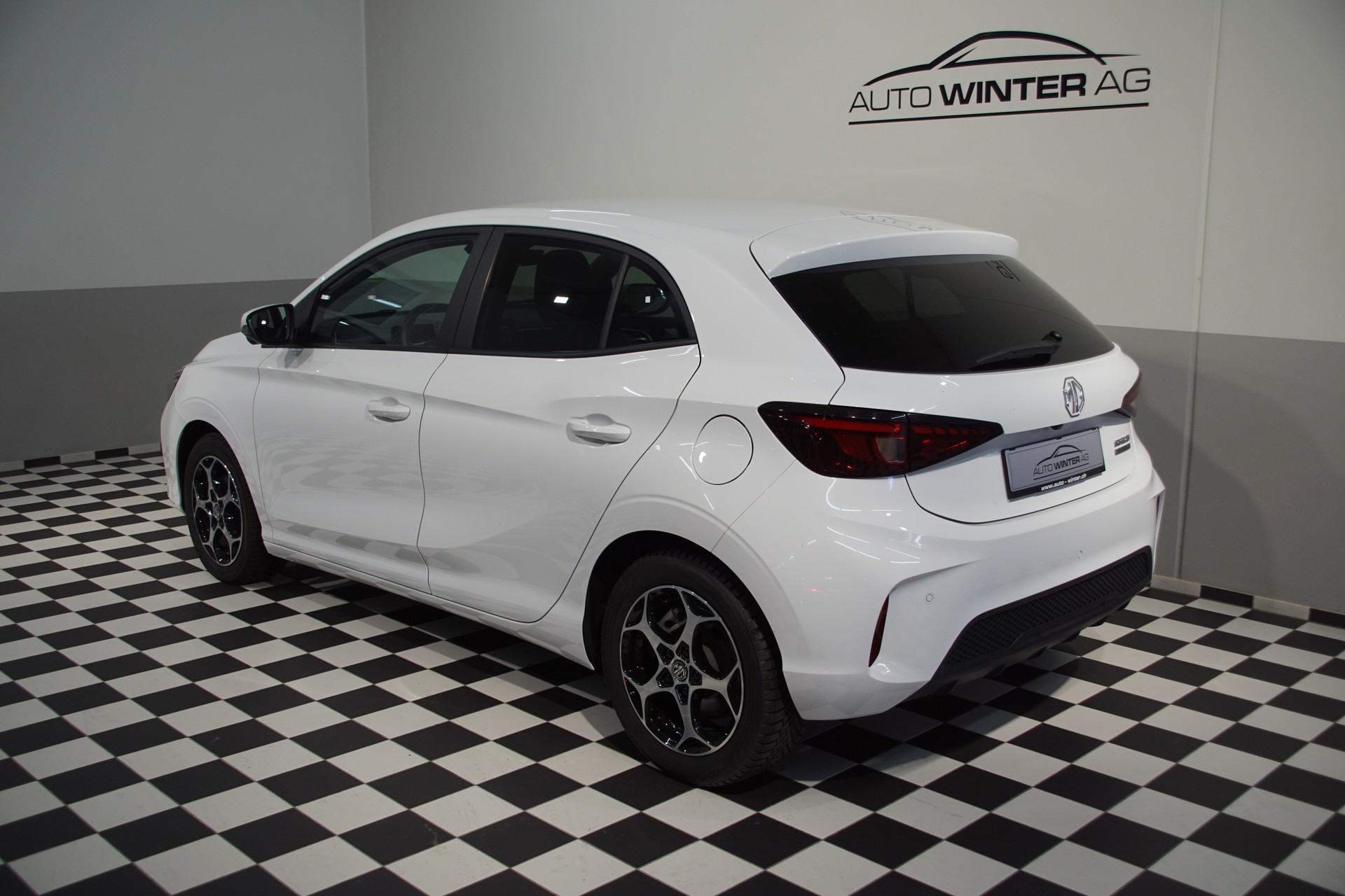 MG 3 1.5 Hybrid Luxury Aut. **Swiss-Edition**-image-6