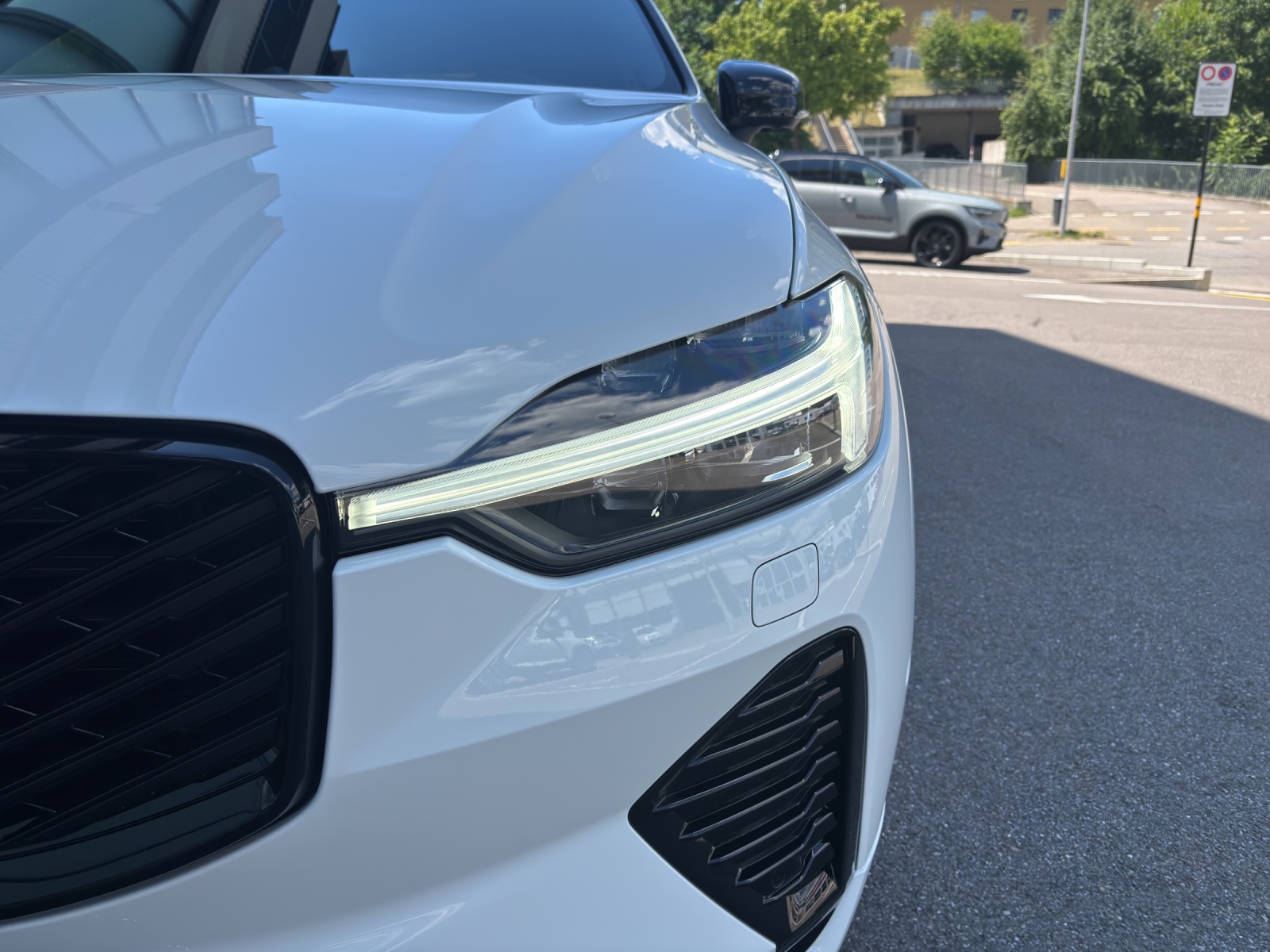 VOLVO XC60 2.0 T8 TE Ultra Dark eAWD-image-13