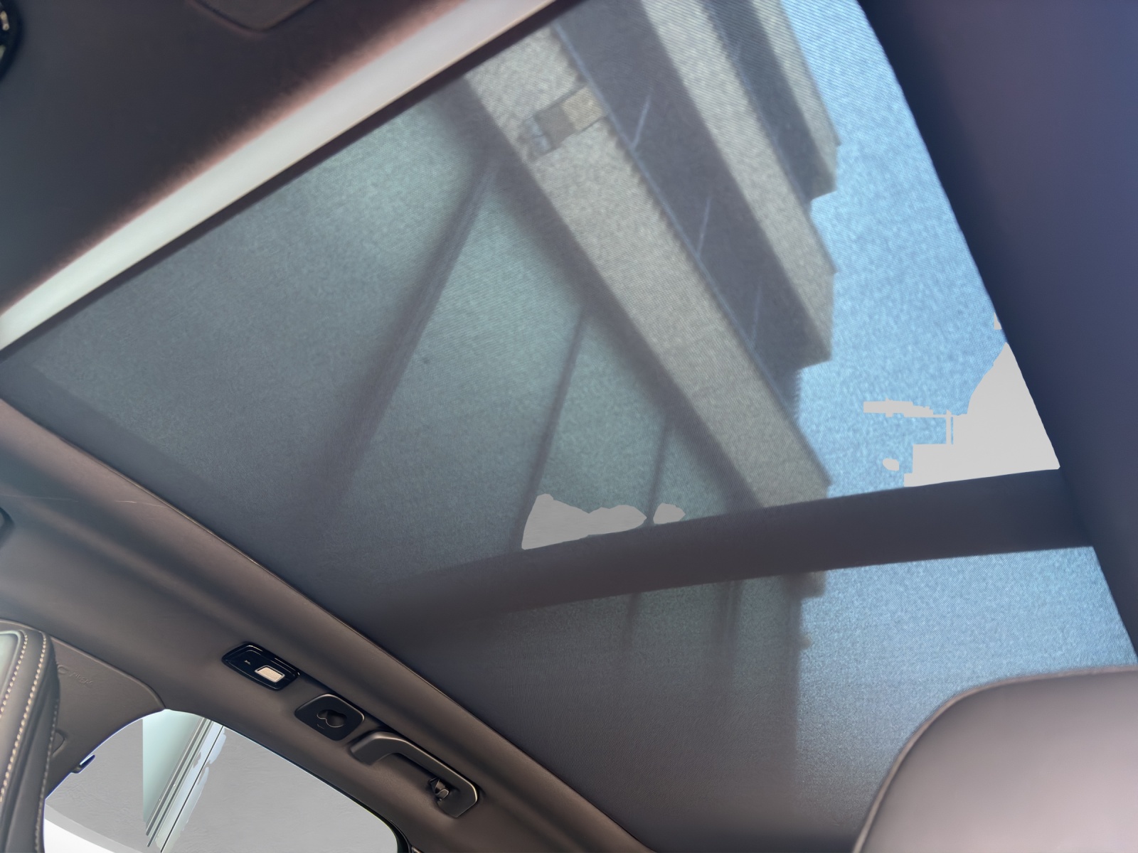 VOLVO XC60 2.0 T8 TE Ultra Dark eAWD-image-5
