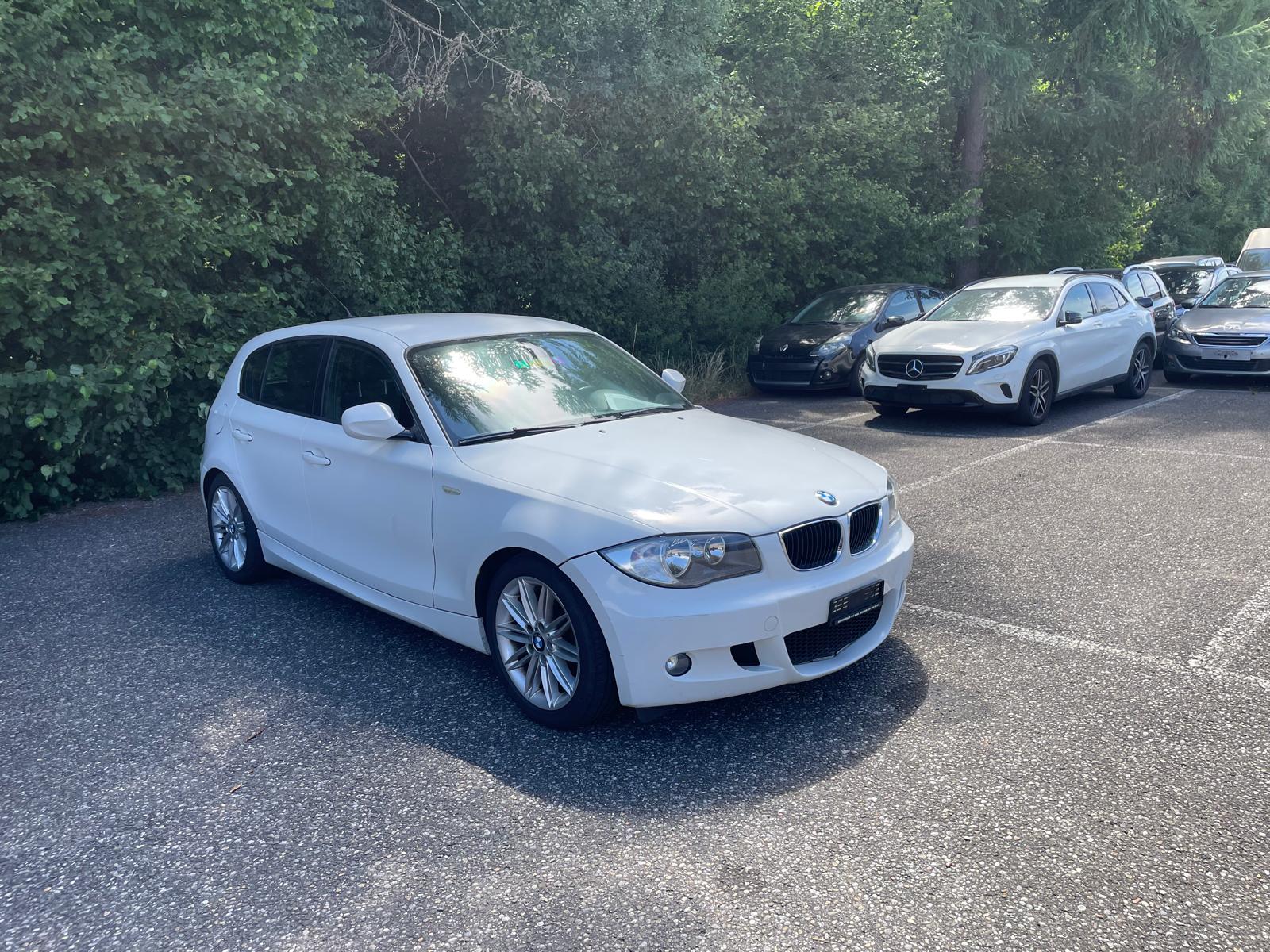 BMW 118d Dynamic Edition-image-1