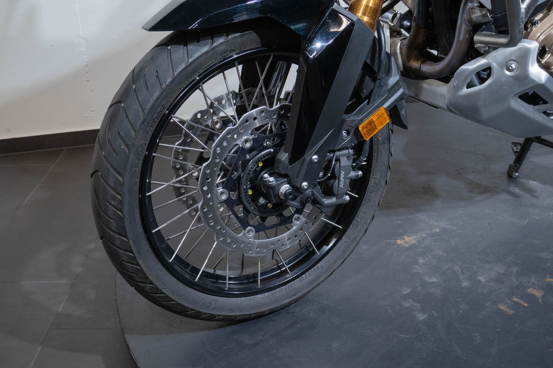 HONDA CRF 1100 L Africa Twin-image-9