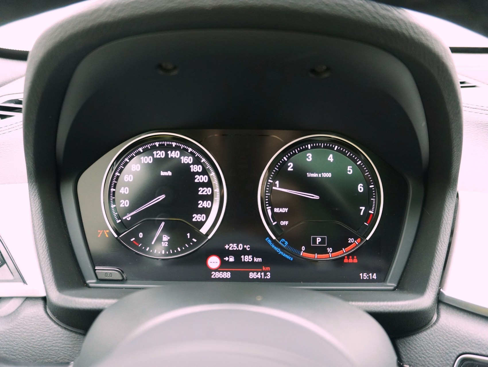 BMW X1 25i xDrive M Sport-image-17