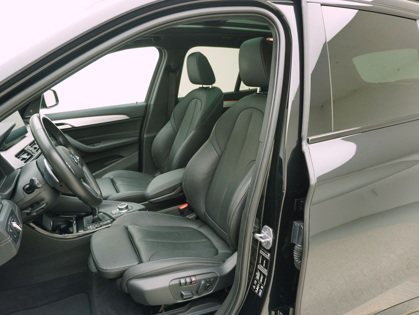 BMW X1 25i xDrive M Sport-image-9