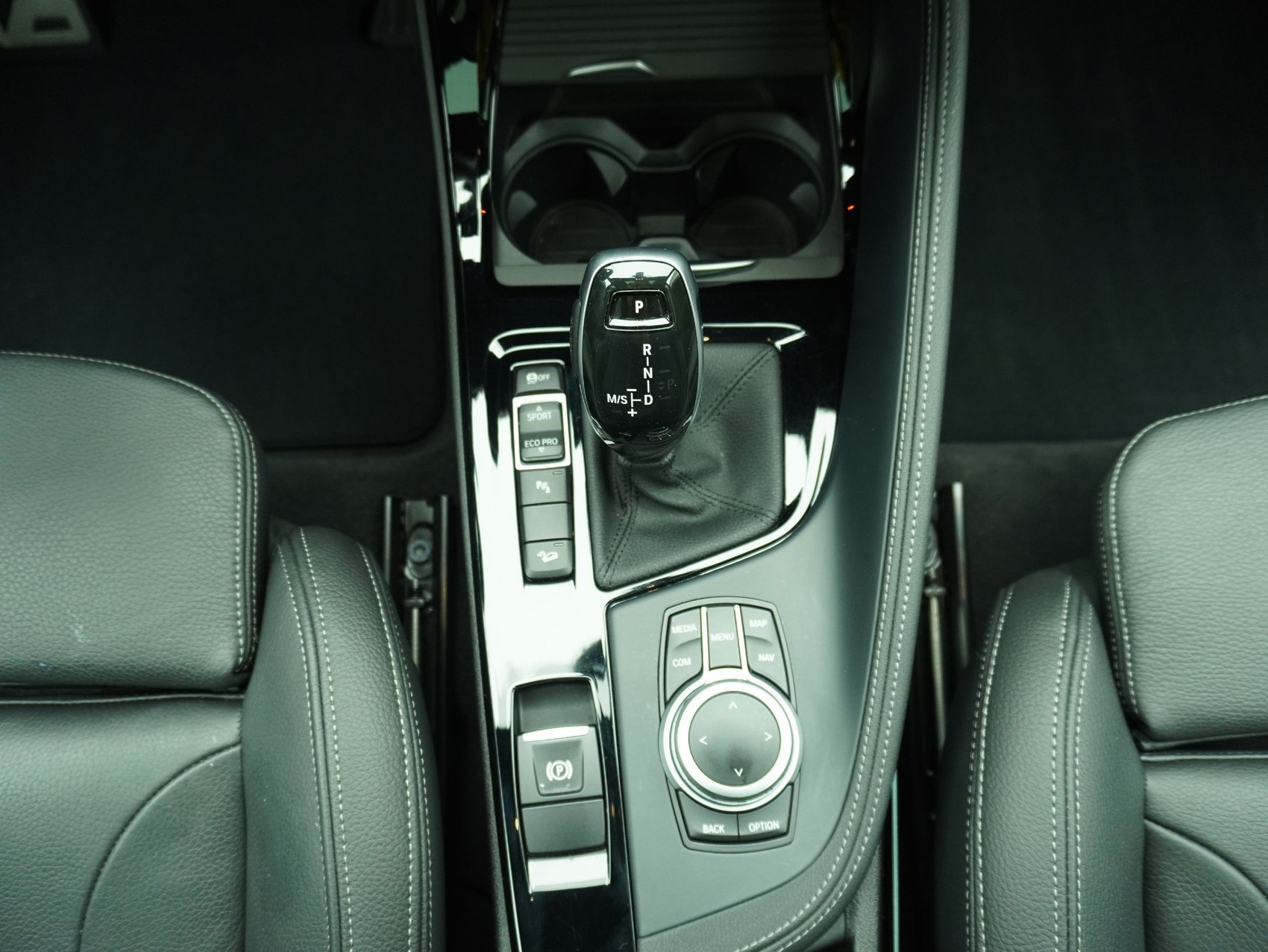 BMW X1 25i xDrive M Sport-image-16
