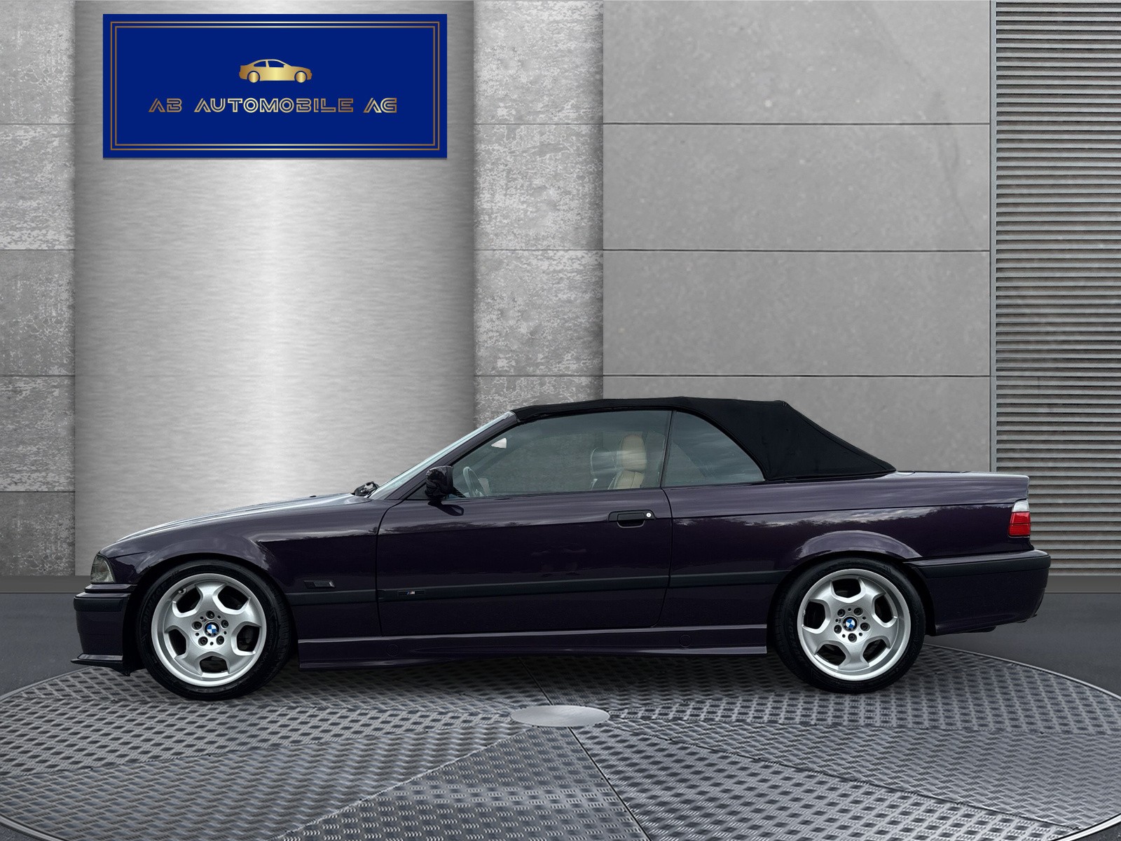 BMW 328i Cabrio-image-3