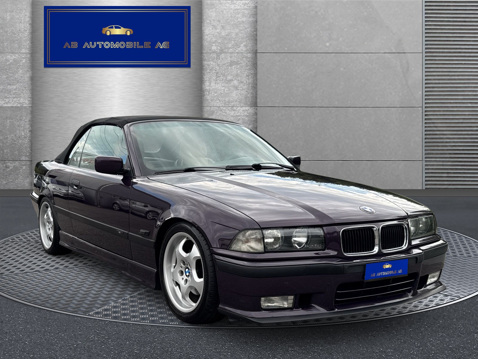 BMW 328i Cabrio-image-2