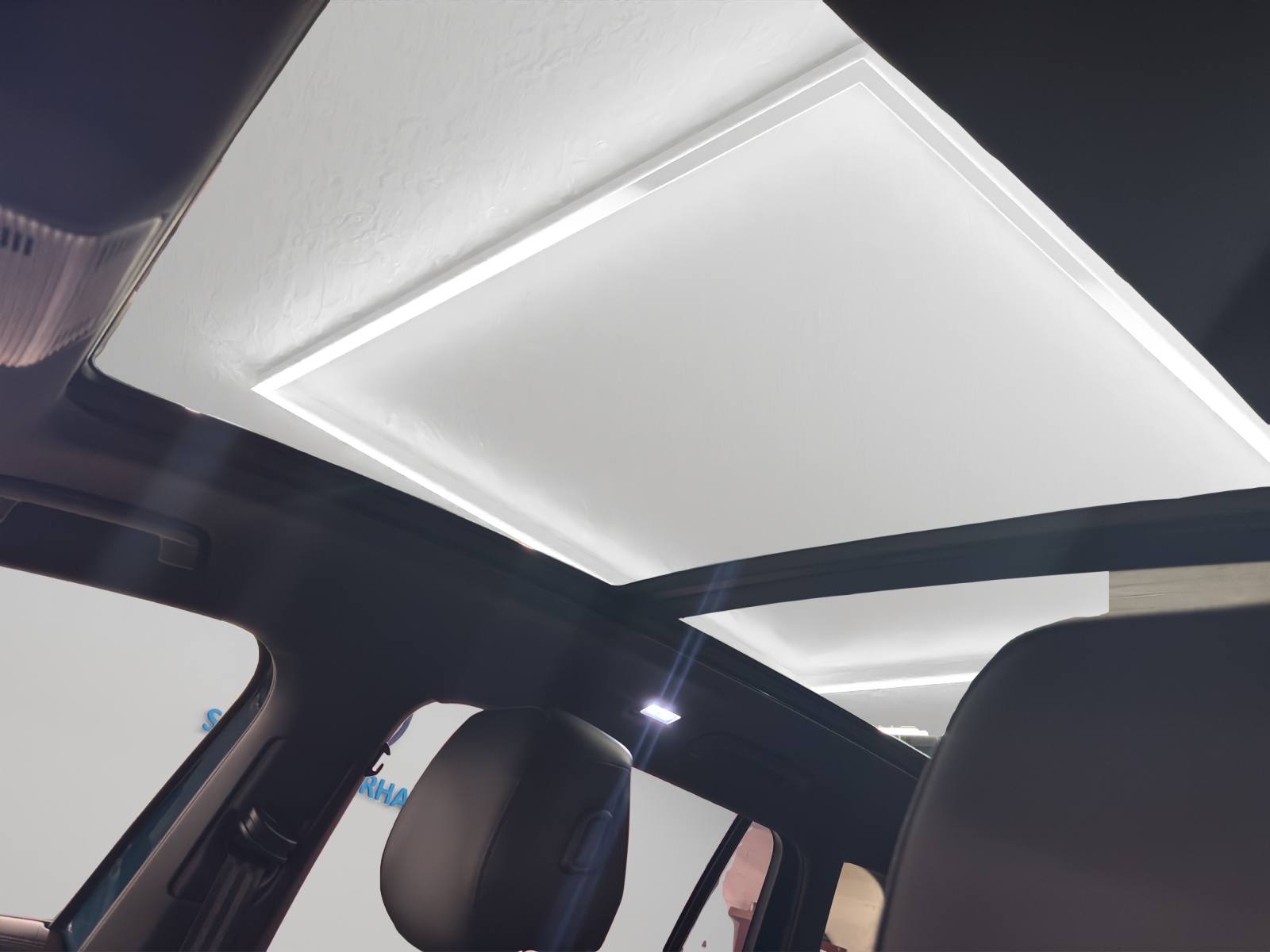 VW Tiguan 2.0 TSI DSG R-Line United 4Motion-image-17