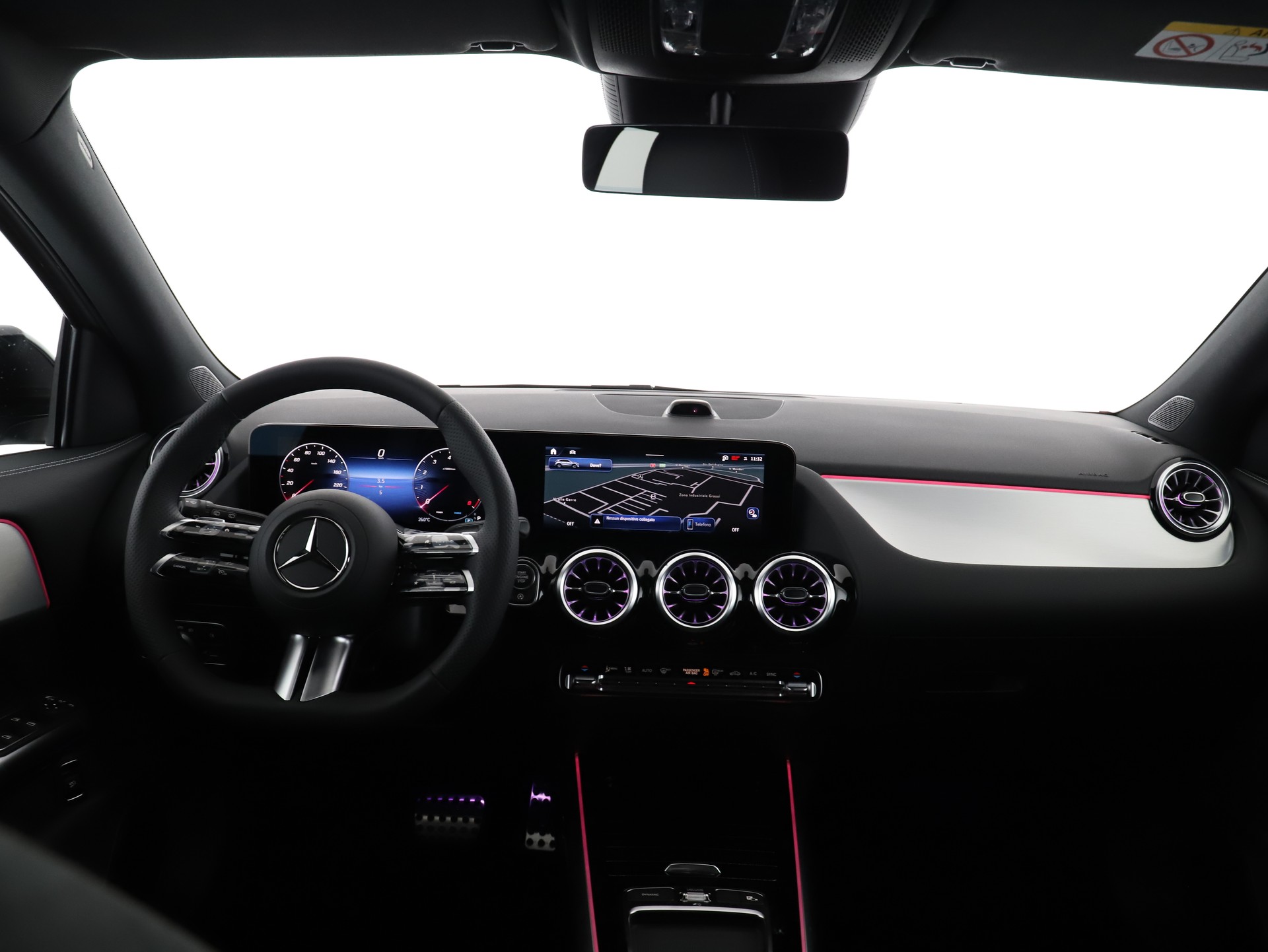 MERCEDES-BENZ GLA 200 Night Star 7G-D-image-11