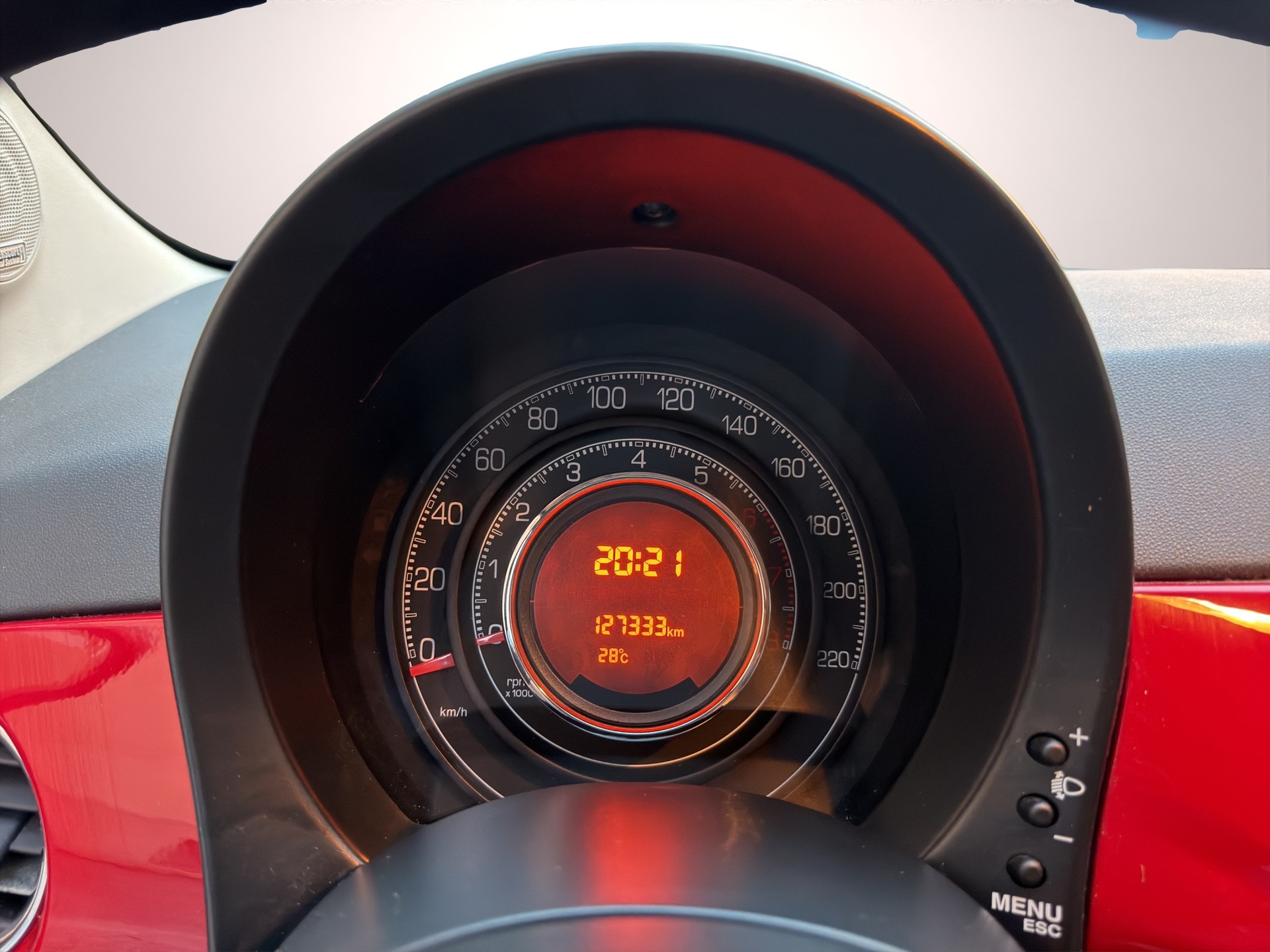 FIAT 500 1.4 16V Sport-image-10