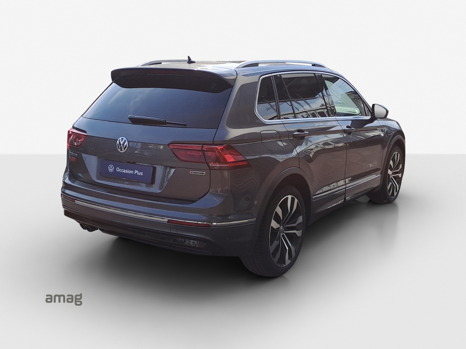 VW Tiguan 2.0TSI Highline 4Motion DSG-image-4