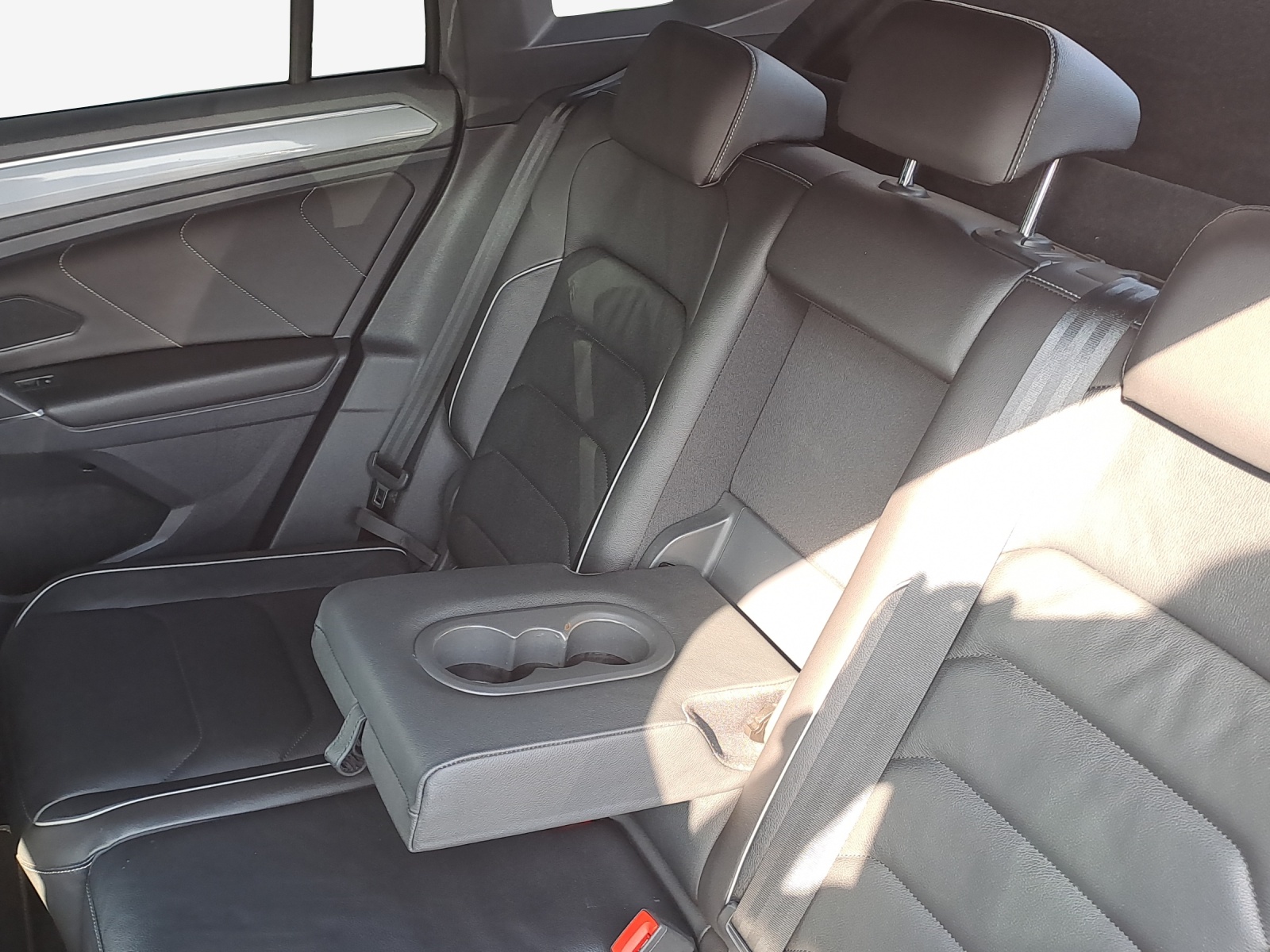 VW Tiguan 2.0TSI Highline 4Motion DSG-image-11