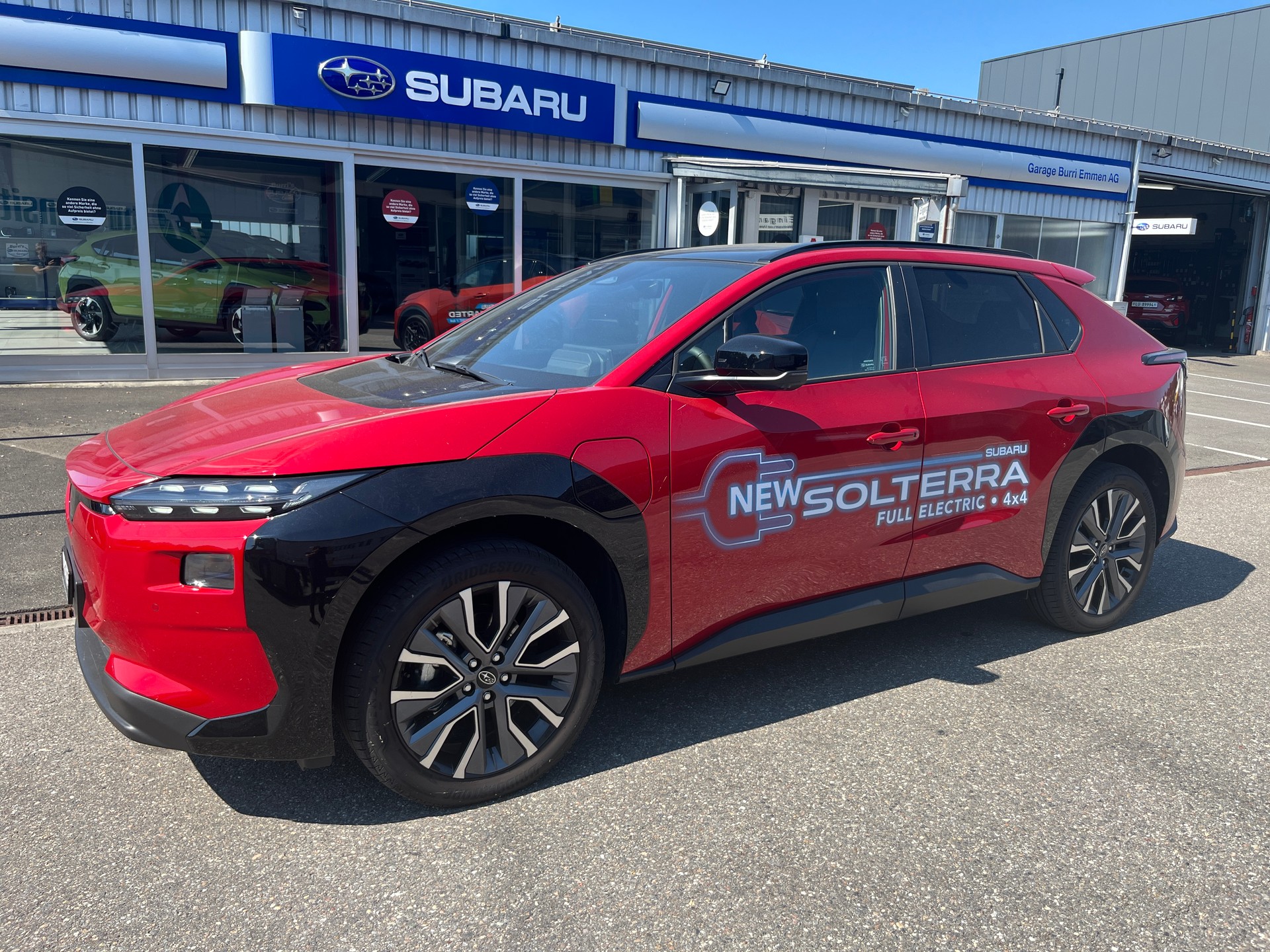 SUBARU Solterra eV Luxury AWD-image-0