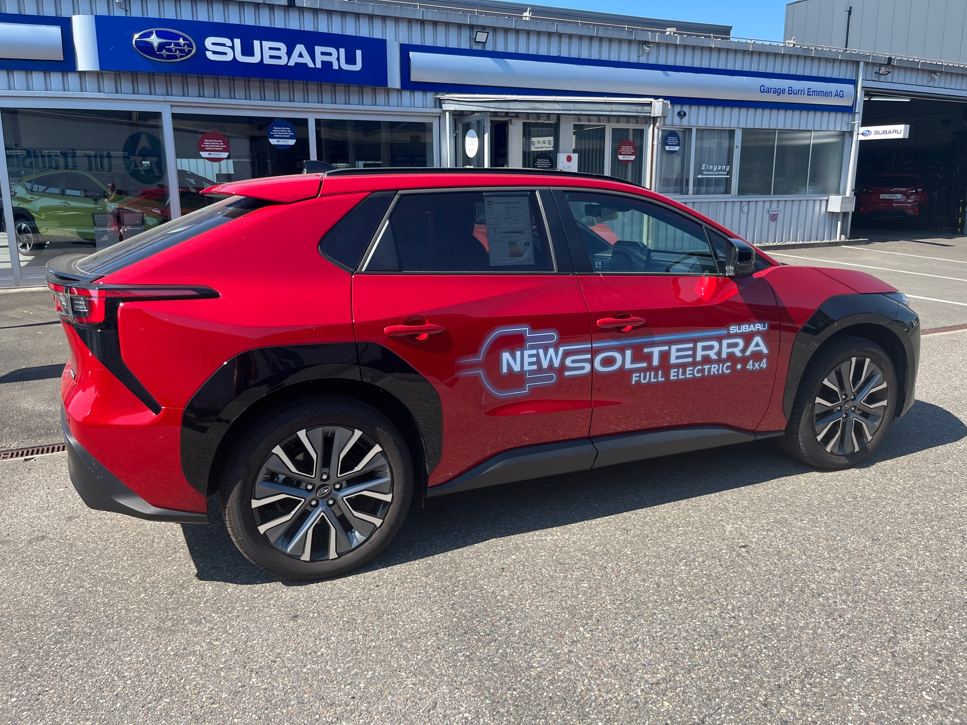 SUBARU Solterra eV Luxury AWD-image-3