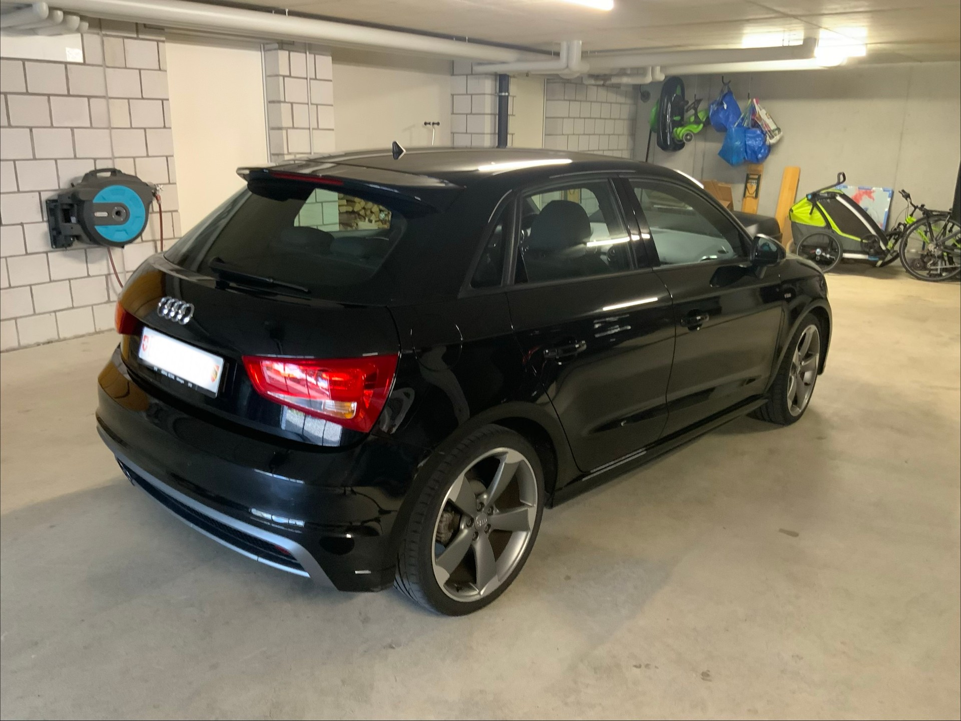 AUDI 1.4 TFSI Ambition S-Tronic-image-3