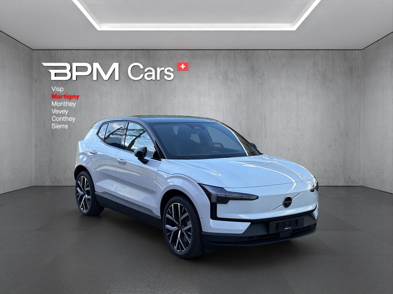 VOLVO EX30 P8 69 kWh AWD Ultra-image-5