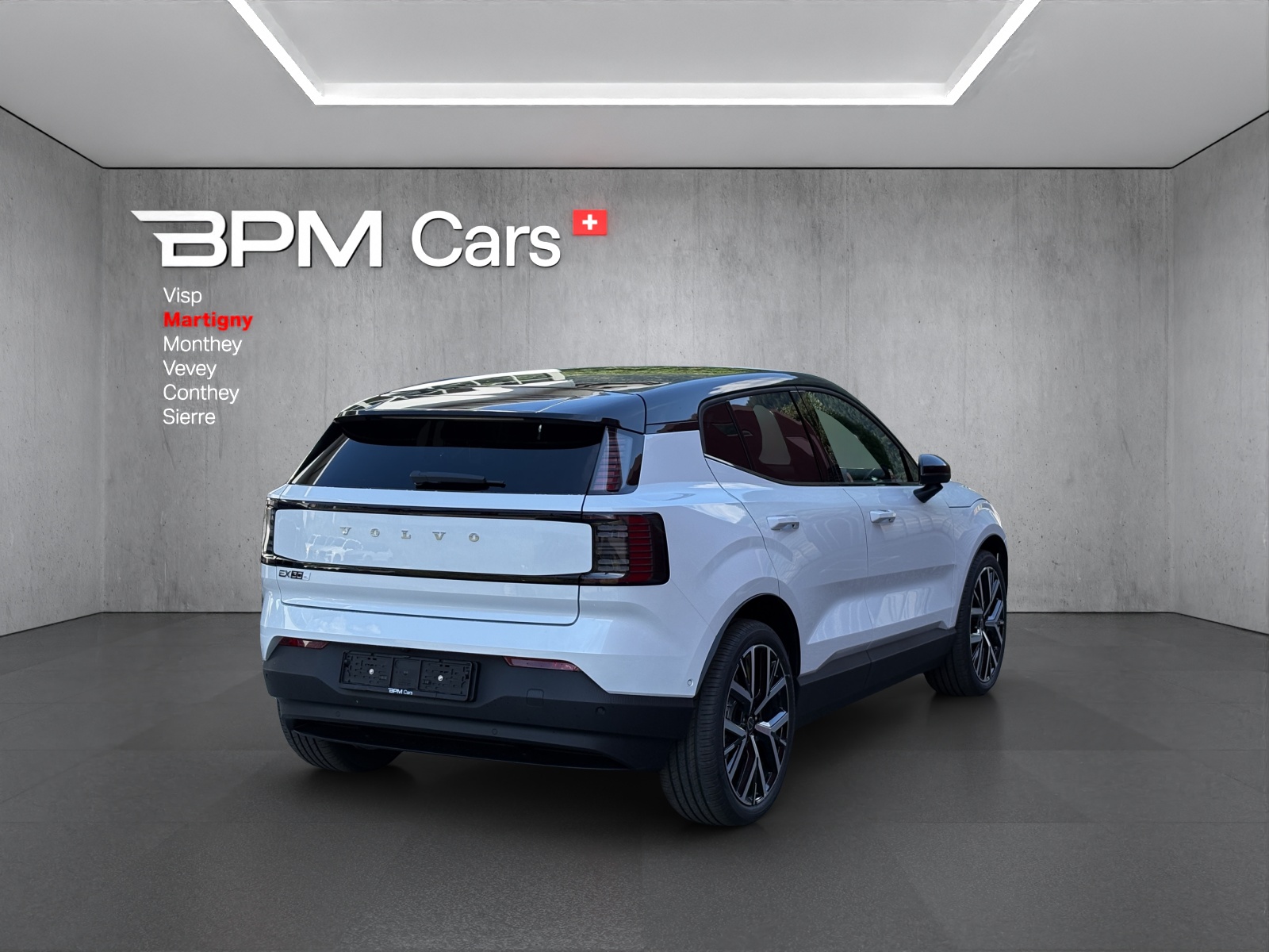 VOLVO EX30 P8 69 kWh AWD Ultra-image-4
