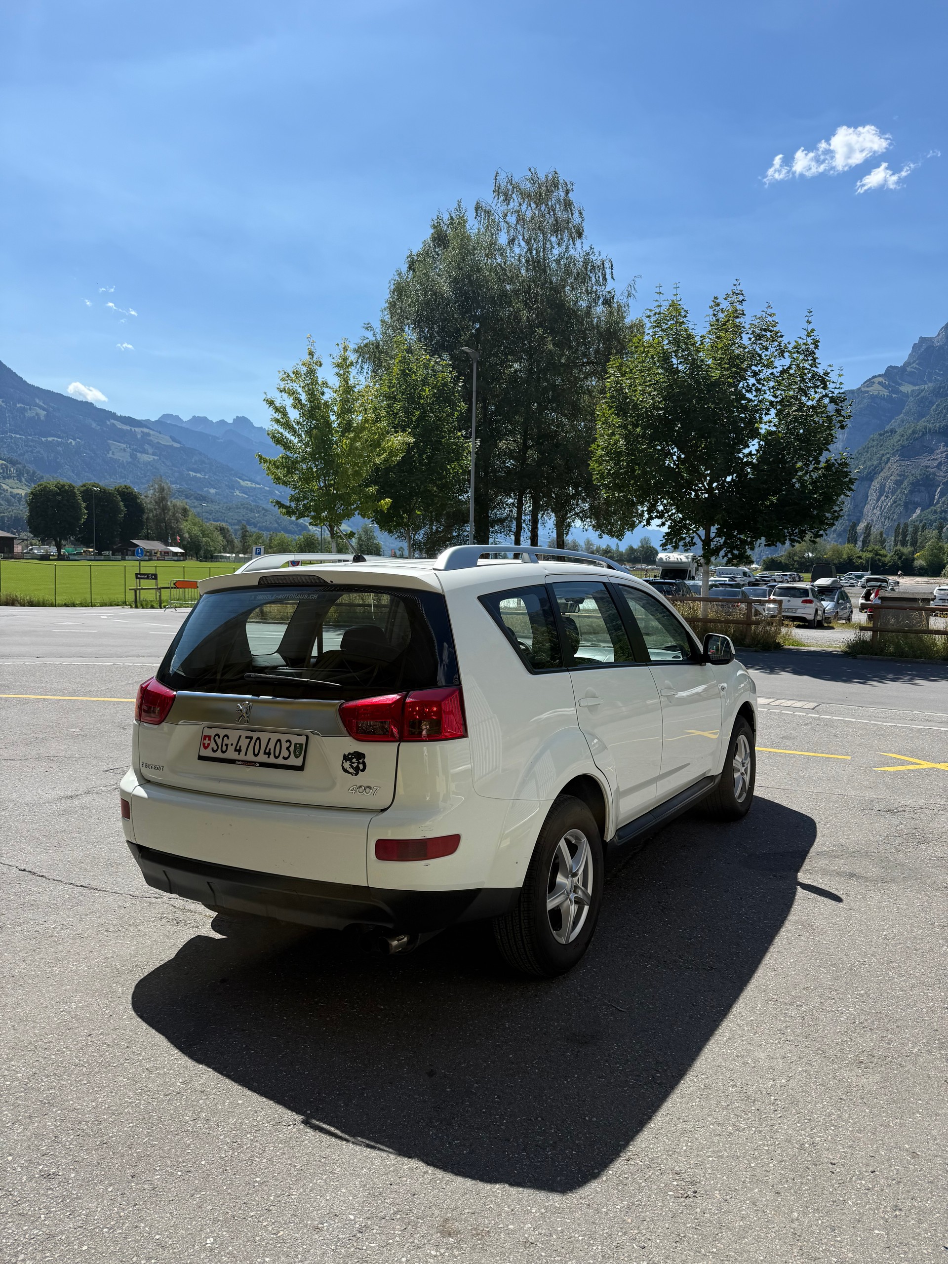 PEUGEOT 4007 2.2 HDi Dynamic DCS6-image-14