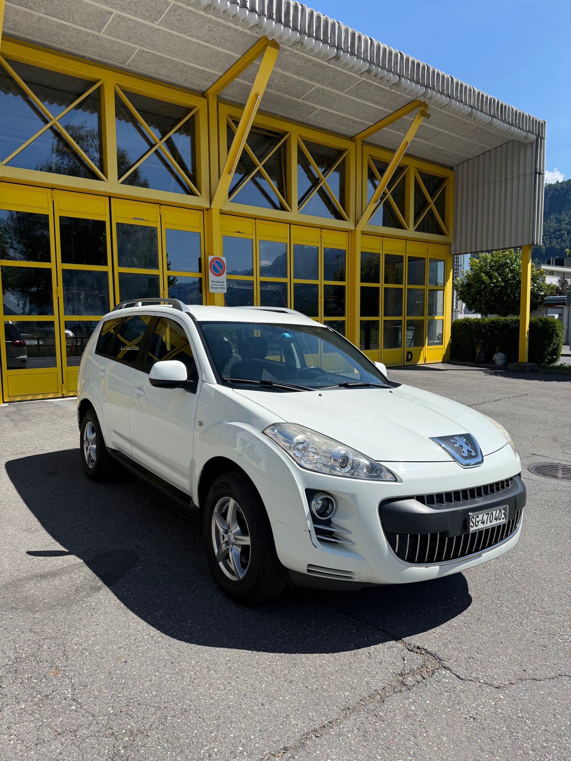 PEUGEOT 4007 2.2 HDi Dynamic DCS6-image-3
