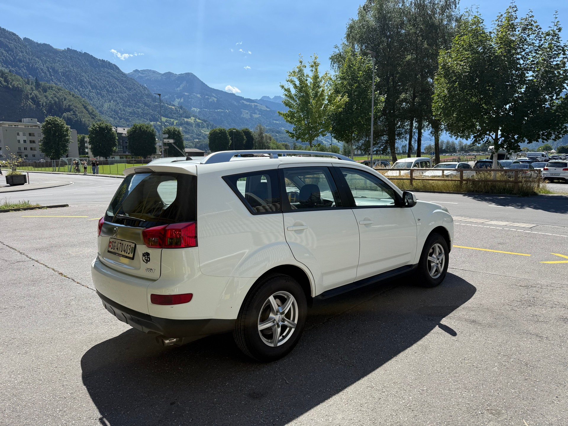 PEUGEOT 4007 2.2 HDi Dynamic DCS6-image-15