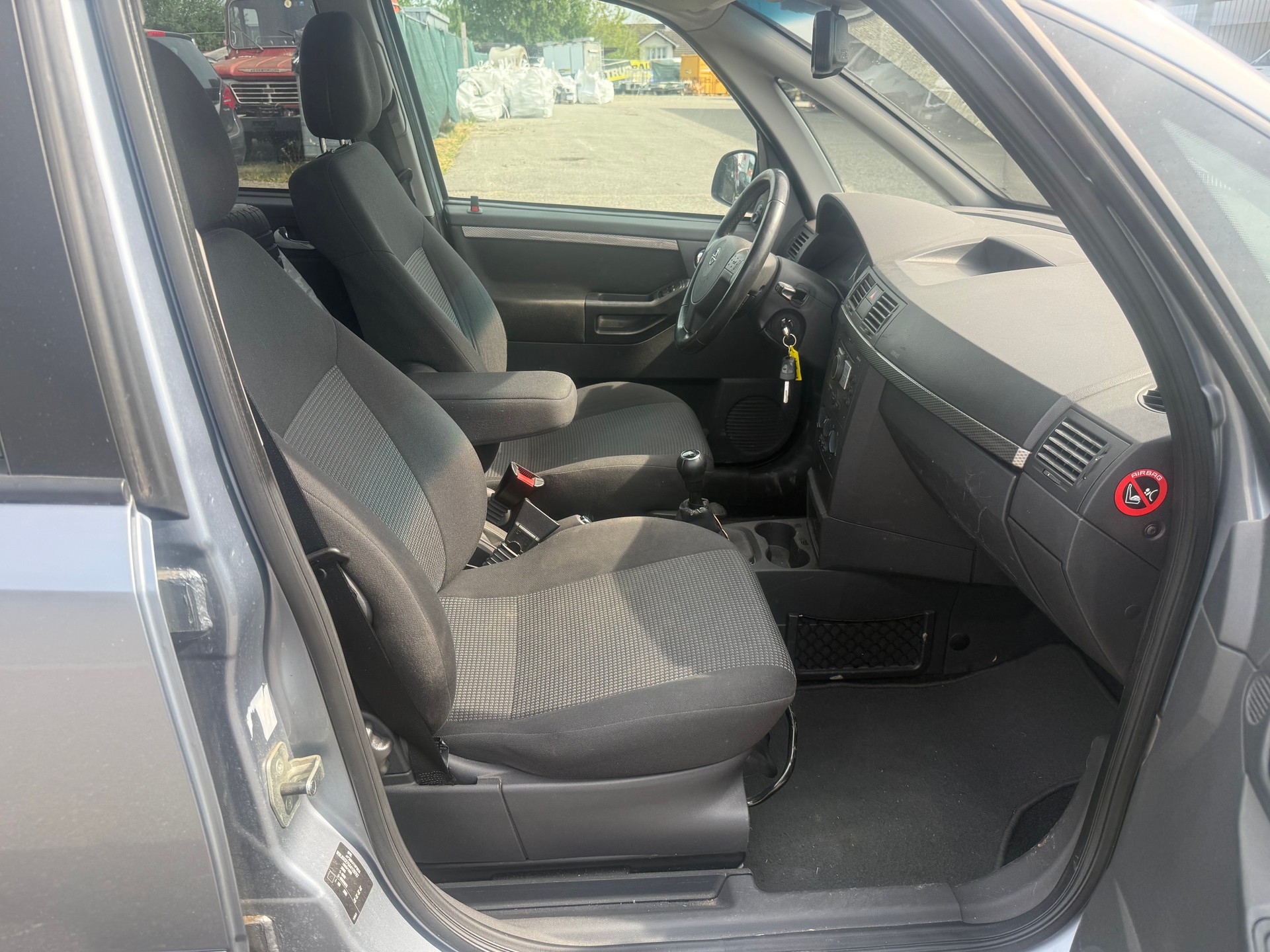 OPEL Meriva 1.6i-16 TP Cosmo-image-10