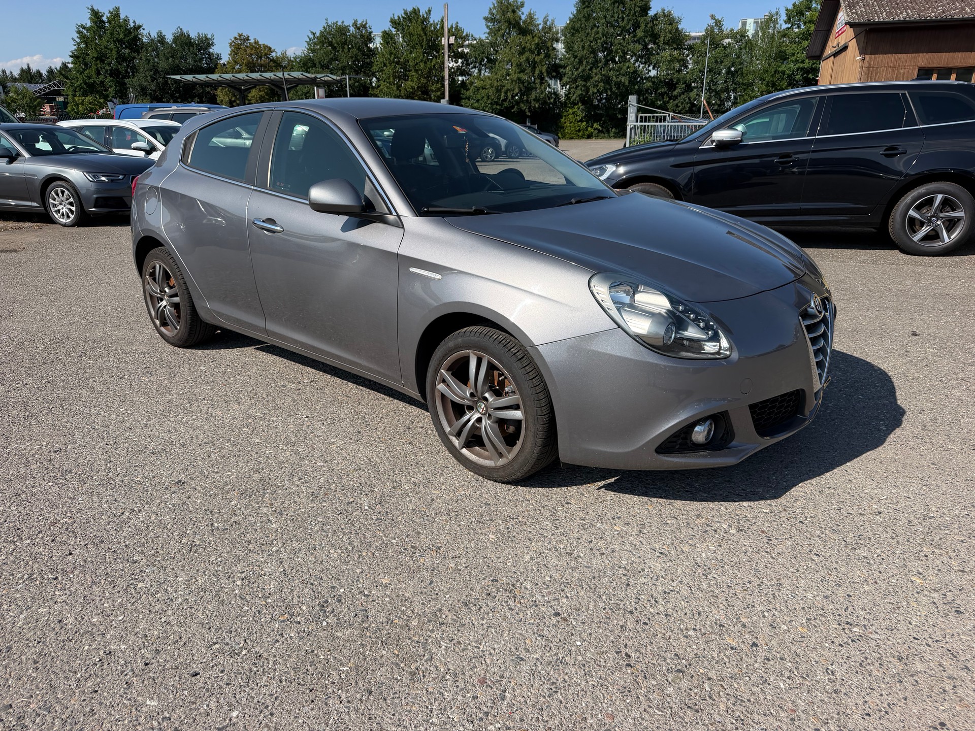 ALFA ROMEO Giulietta 2.0 JTDM Distinctive-image-2