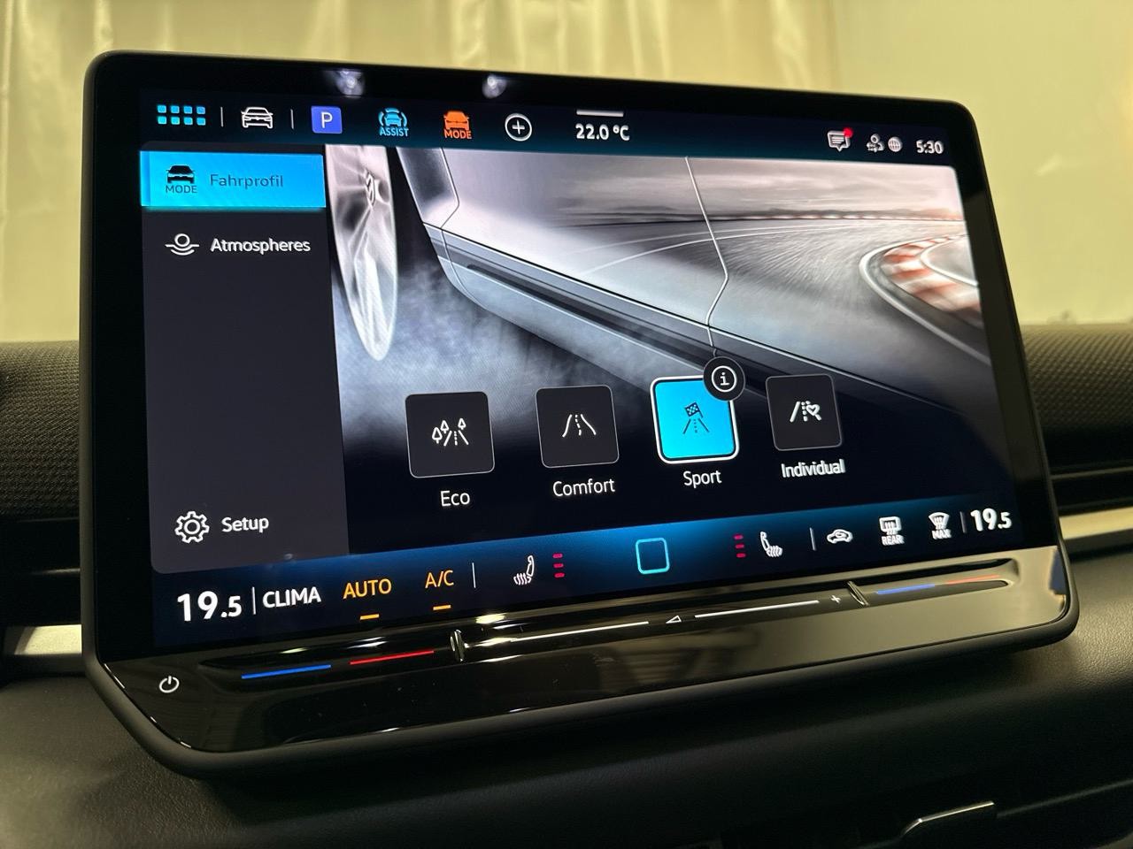 VW T-Roc 1.5 eTSI mHEV R-Line DSG-image-10