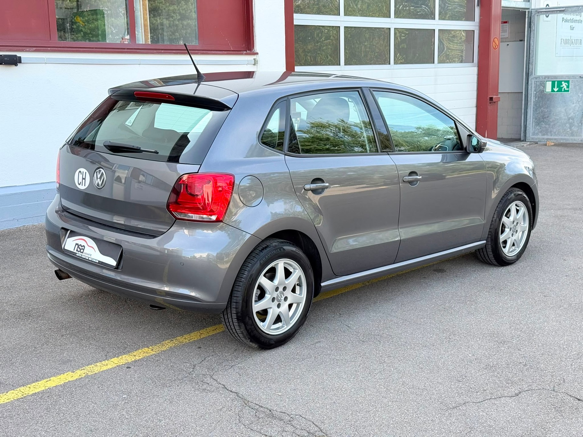 VW Polo 1.6 TDI Trendline-image-3