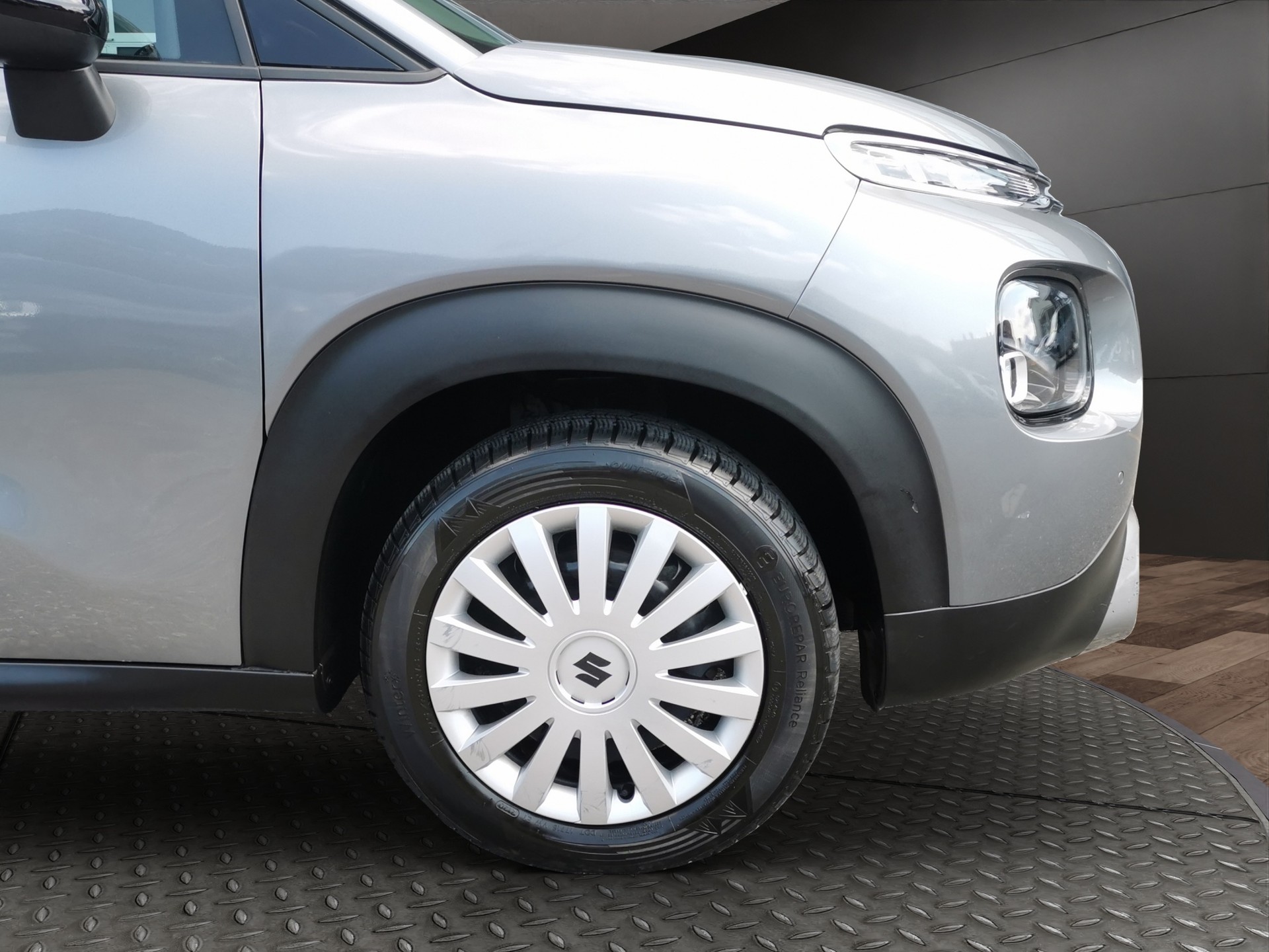 CITROEN C3 Aircross 1.6 BlueHD Shine-showroom-element-2