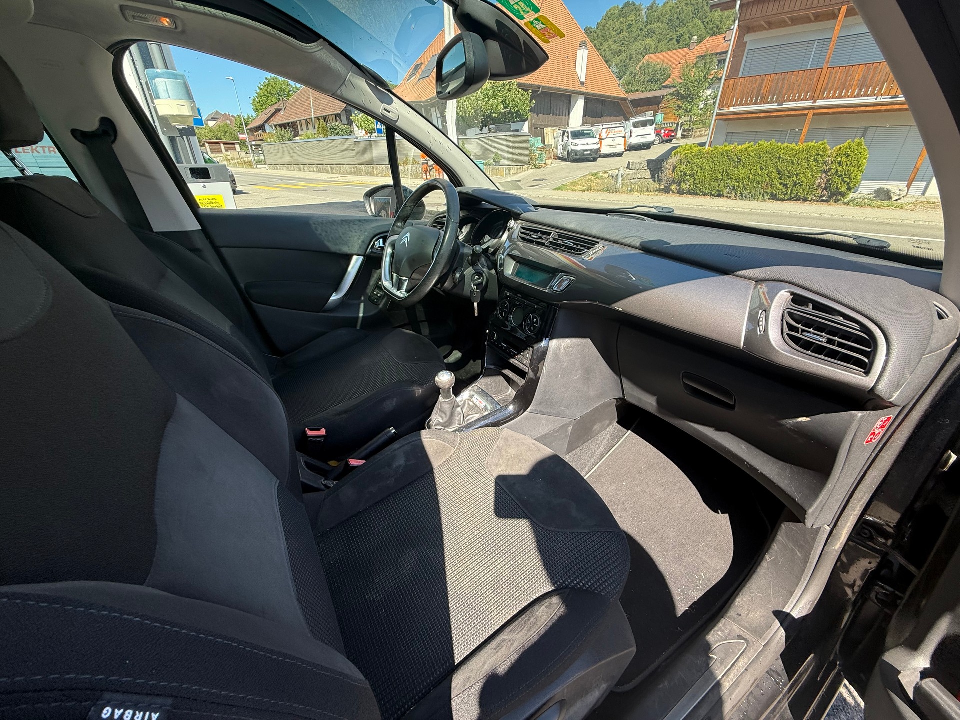 CITROEN C3 1.6i 16V Exclusive-image-10
