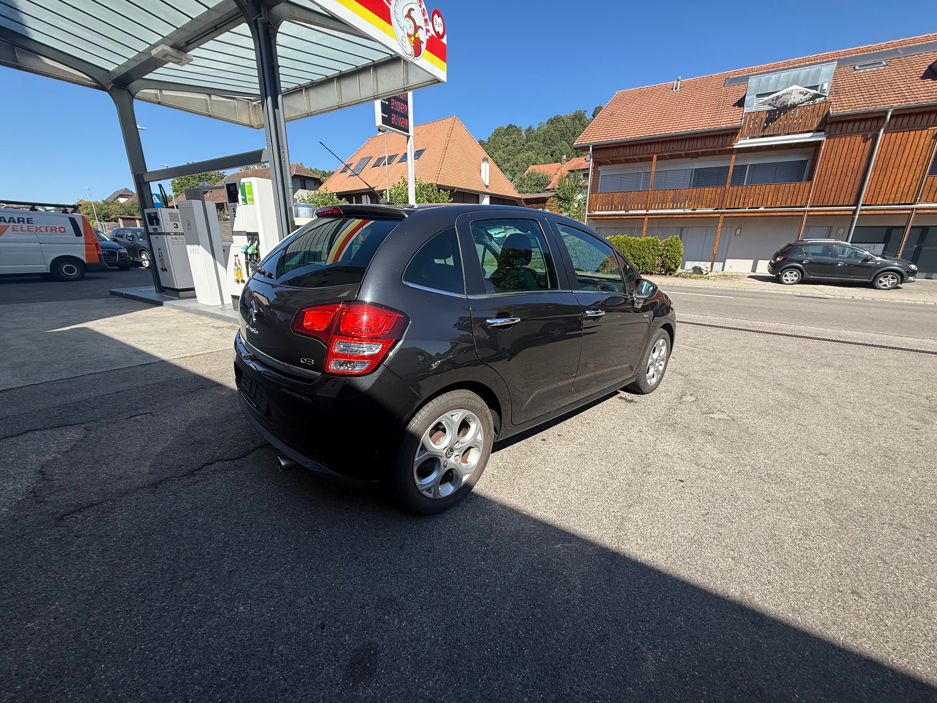 CITROEN C3 1.6i 16V Exclusive-image-2