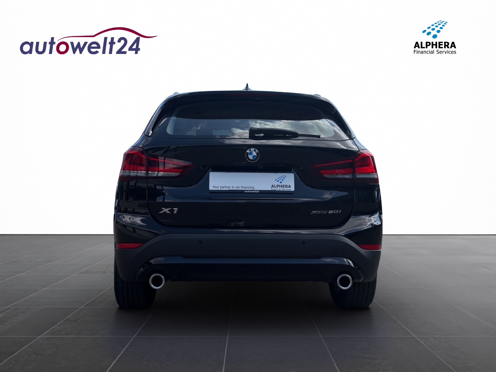 BMW X1 xDrive 20i Steptronic-image-5