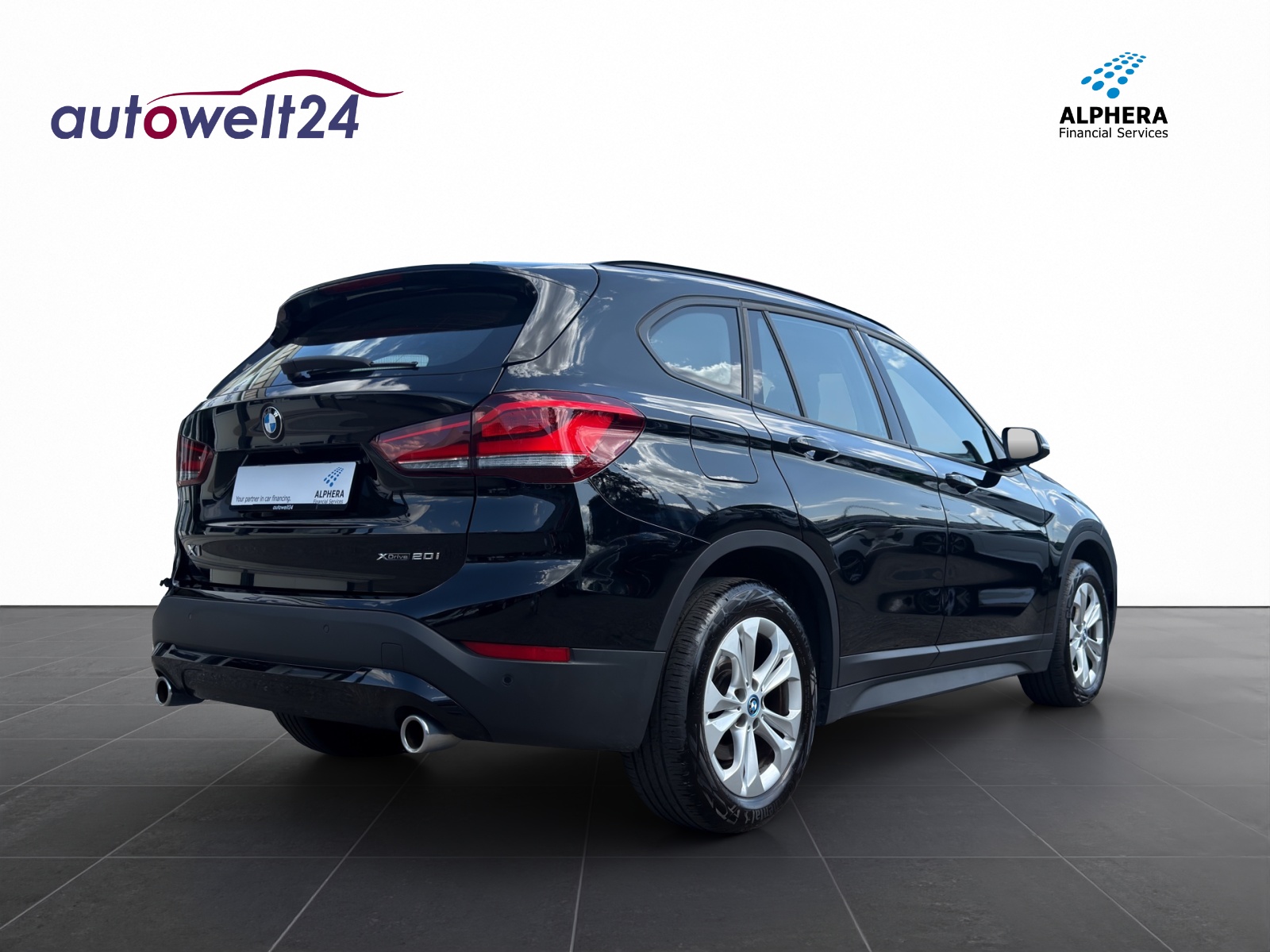 BMW X1 xDrive 20i Steptronic-image-4