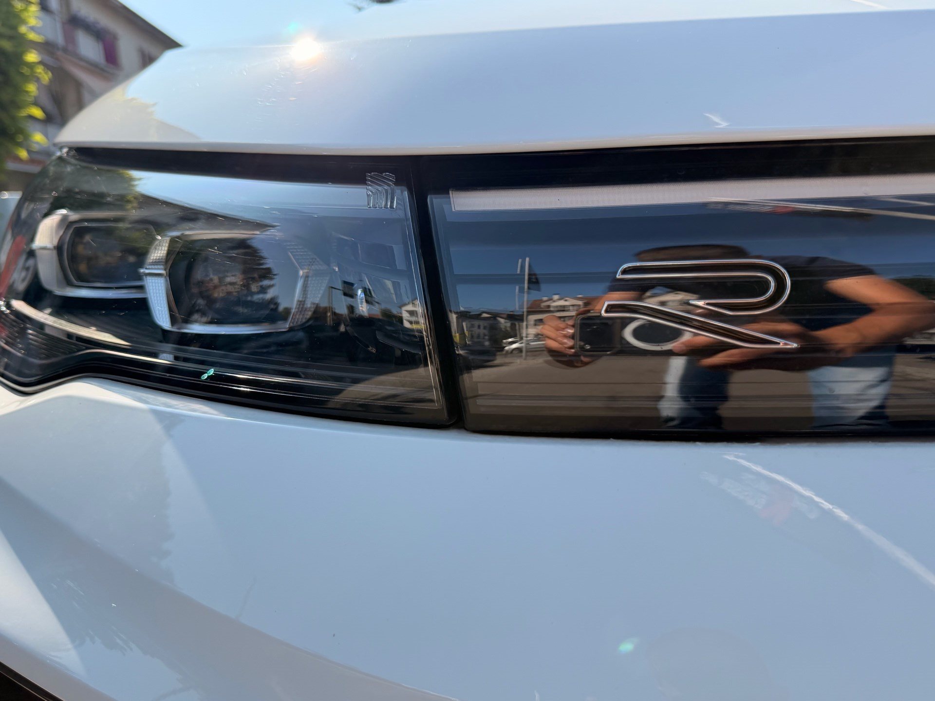 VW Tiguan 2.0 TSI DSG 4MOTION R-LINE *** PANORAMAGLASDACH & 360 GRAD KAMERA ***-image-6