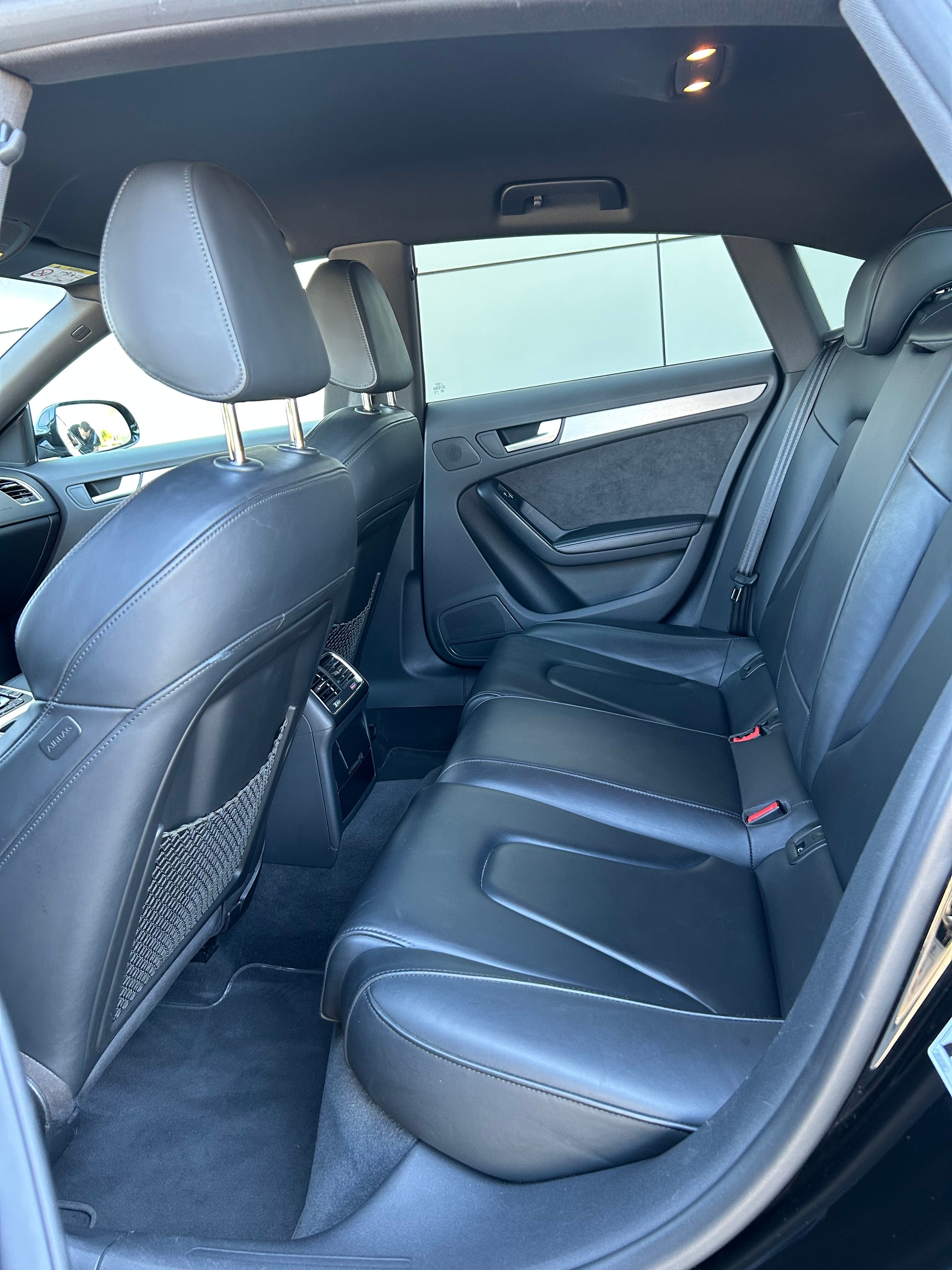 AUDI 2.0 TFSI 230 quattro S-Tronic-image-5