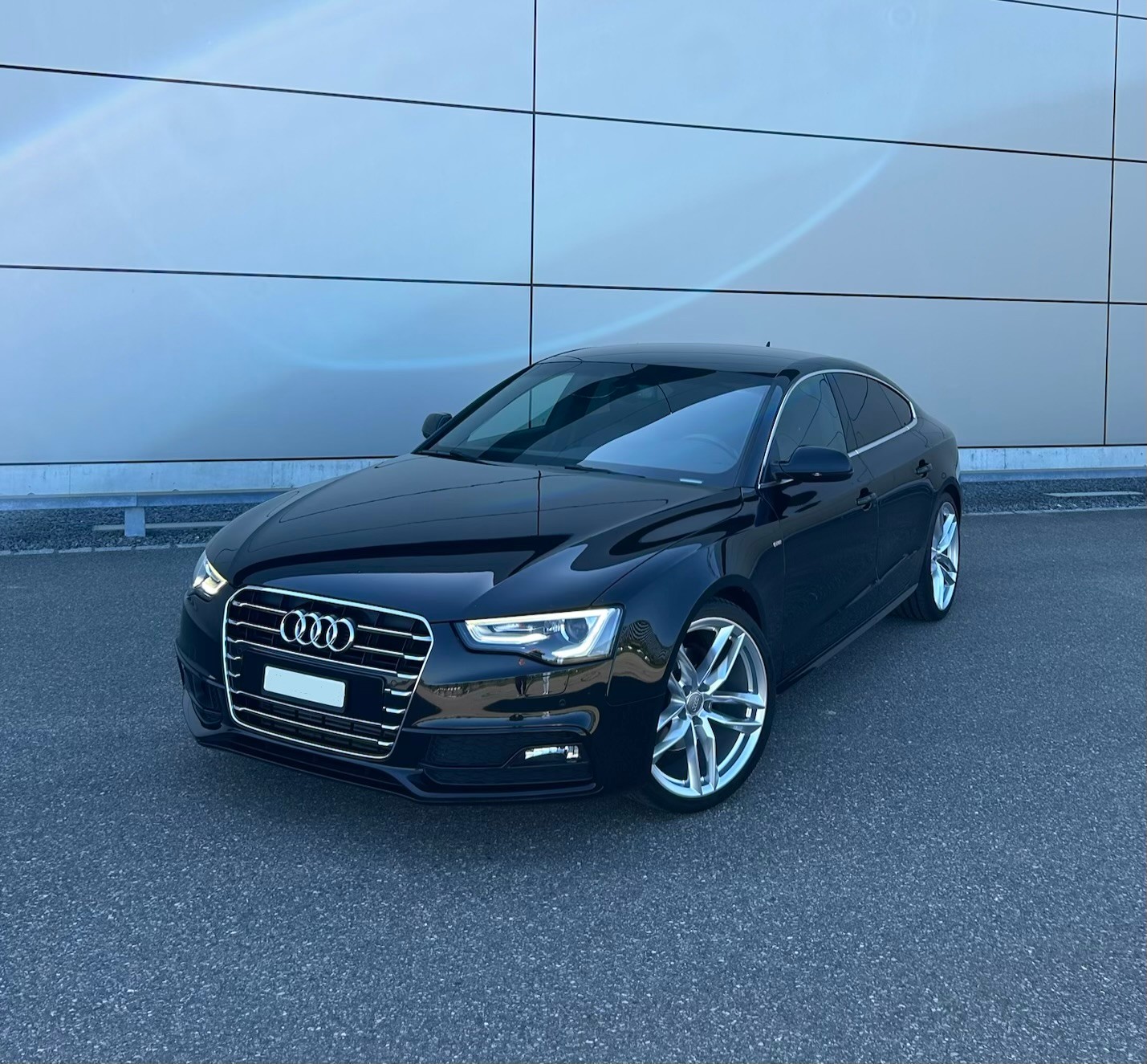 AUDI 2.0 TFSI 230 quattro S-Tronic-image-0