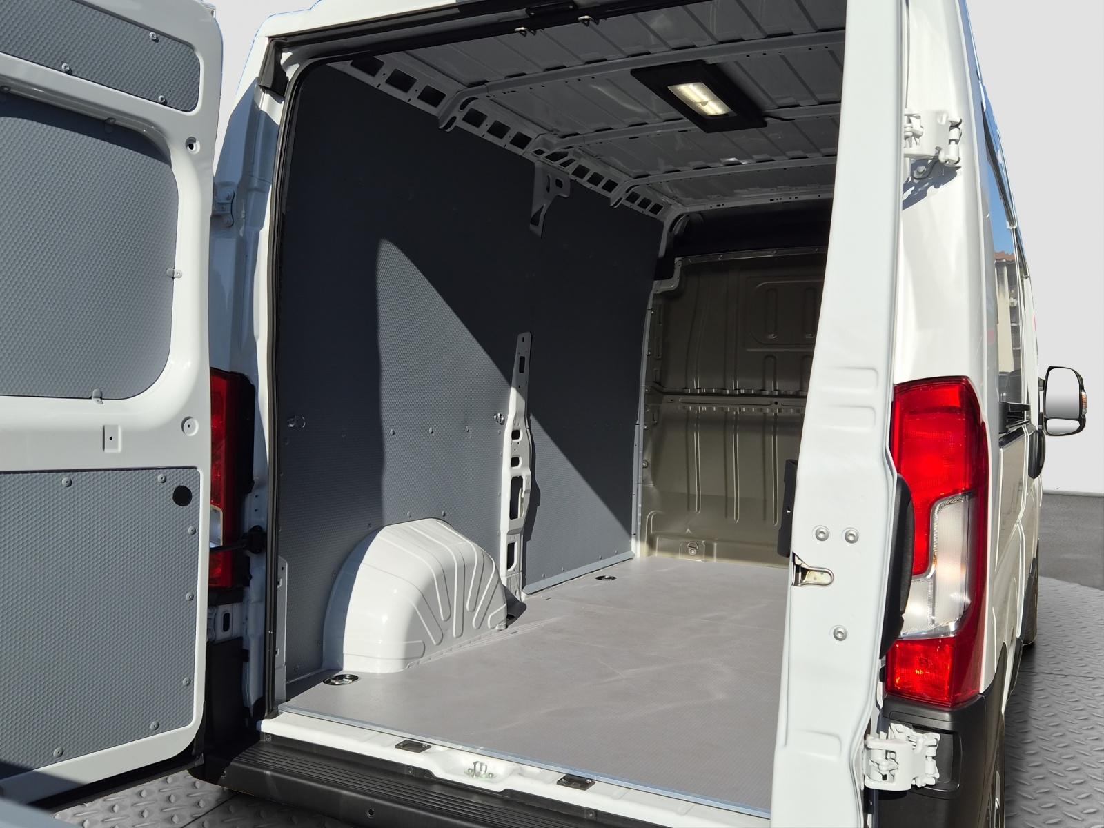 OPEL Movano Kaw. 3.3 t L2 H2 2.2 TD 140-image-8
