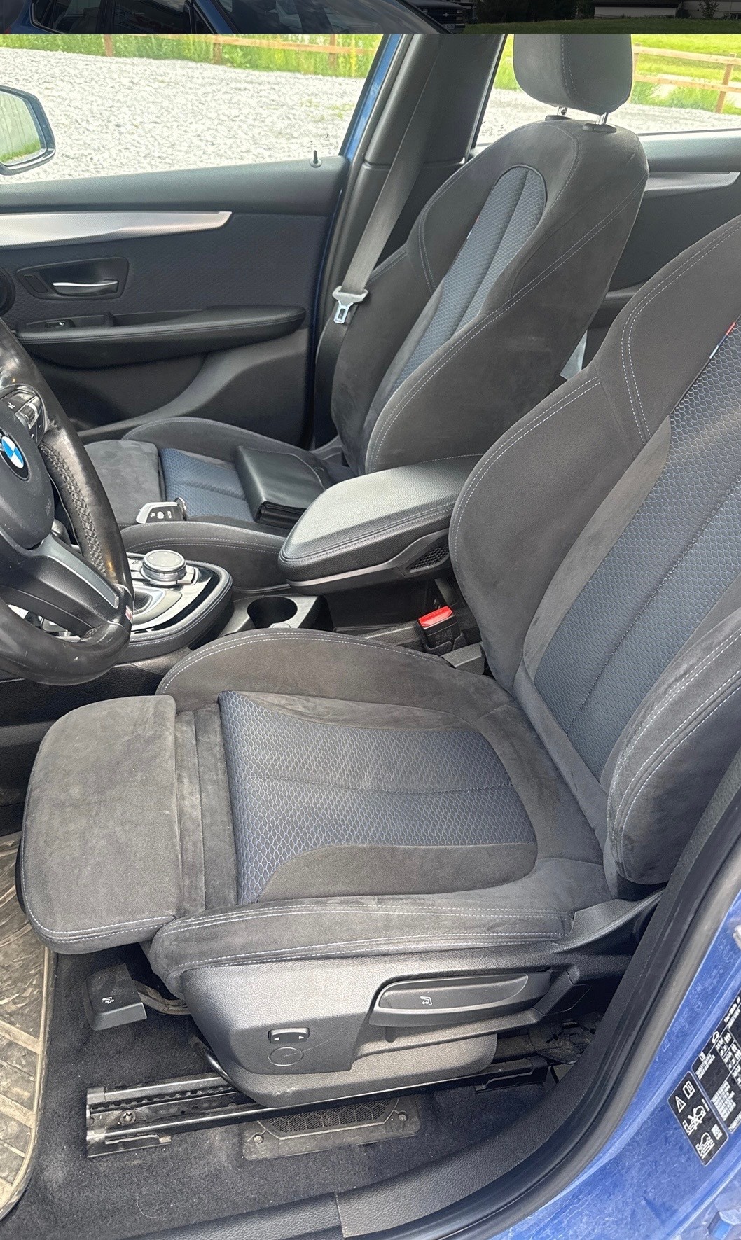 BMW 220d xDrive Active Tourer M Sport Steptronic-image-4