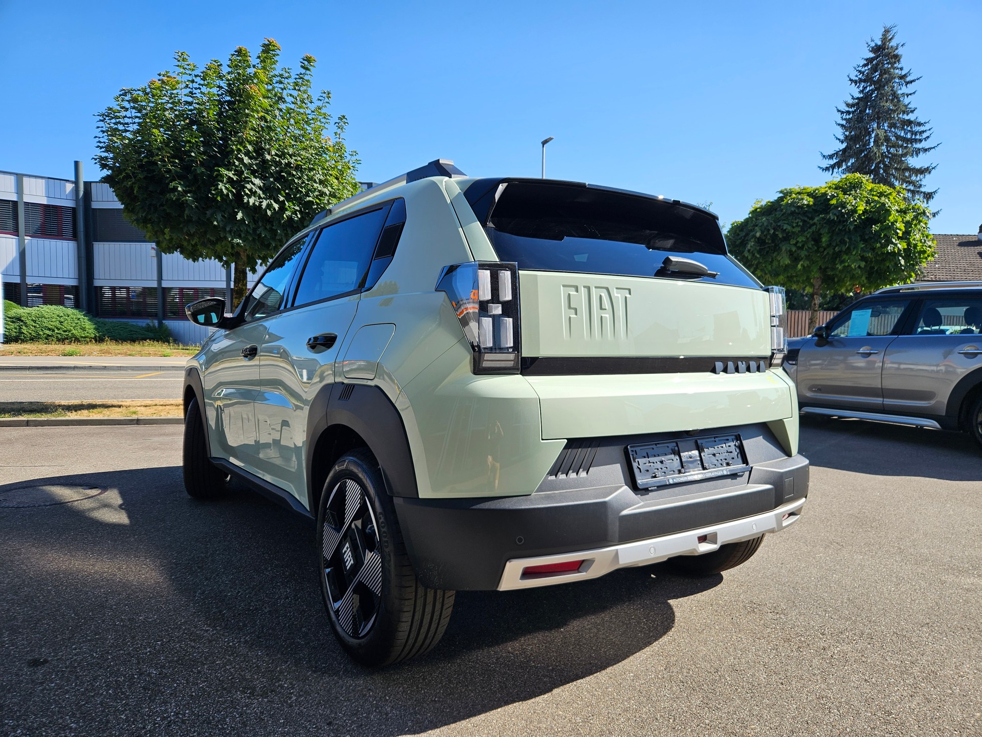 FIAT Grande Panda Elektro La Prima-image-2