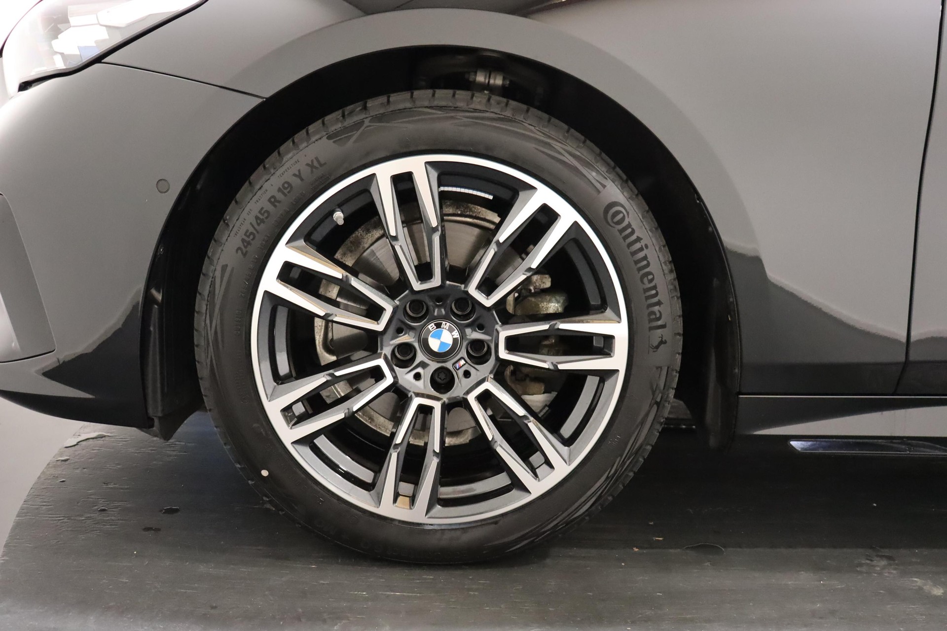BMW 520d xDrive Touring-image-5