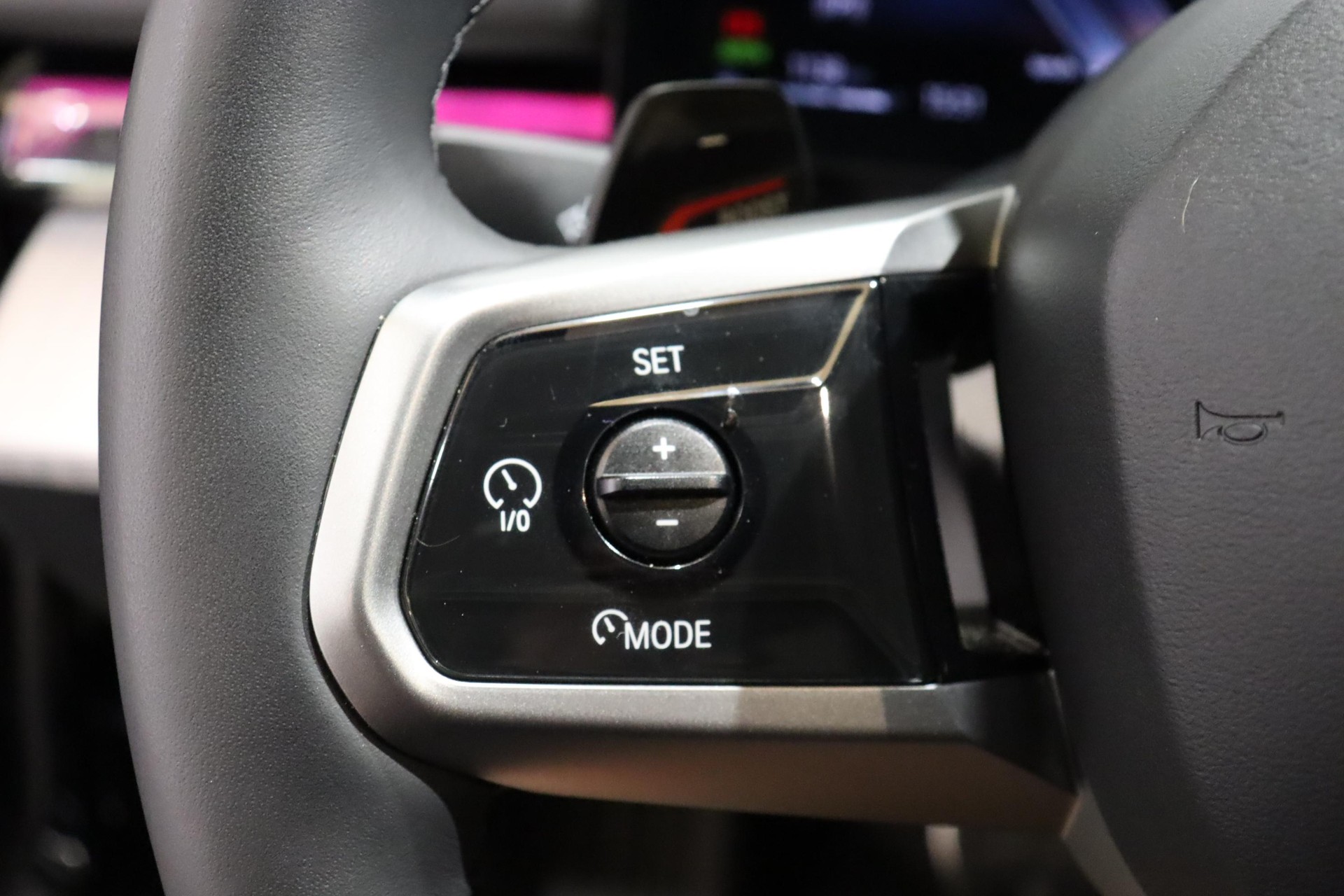 BMW 520d xDrive Touring-image-17