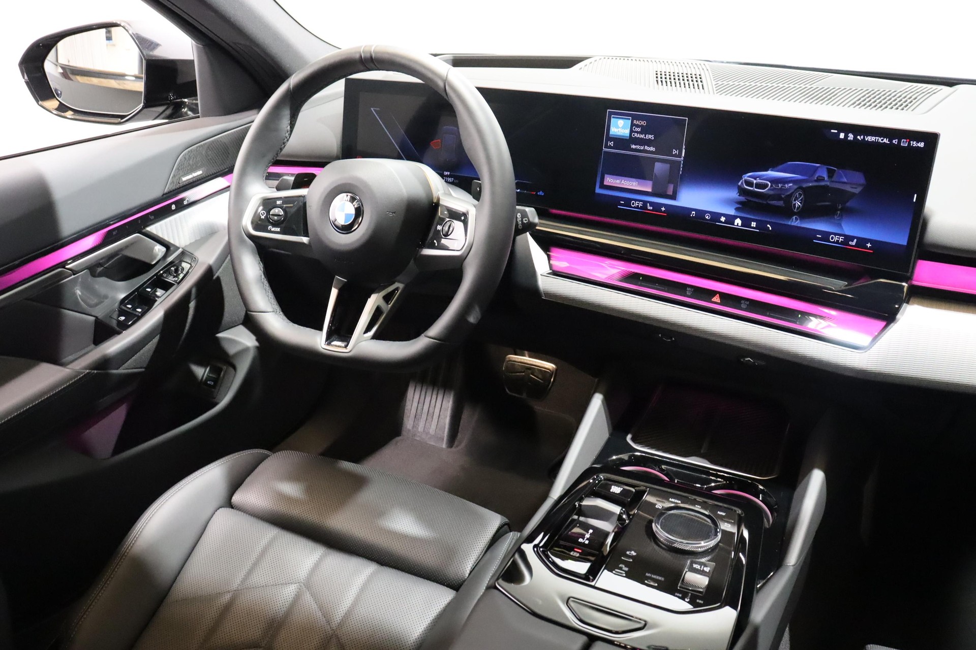 BMW 520d xDrive Touring-image-8