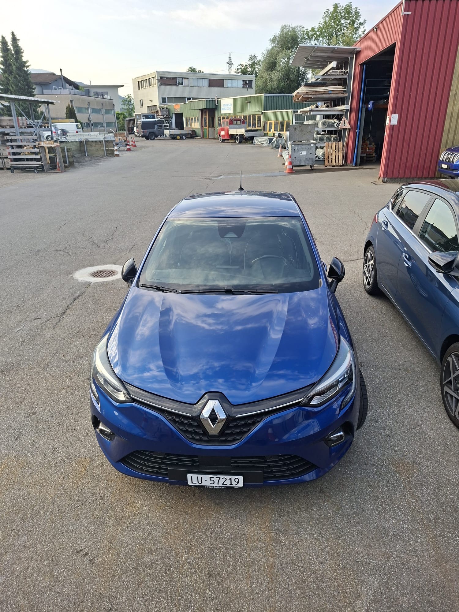 RENAULT 1.3 TCe Business EDC-image-2